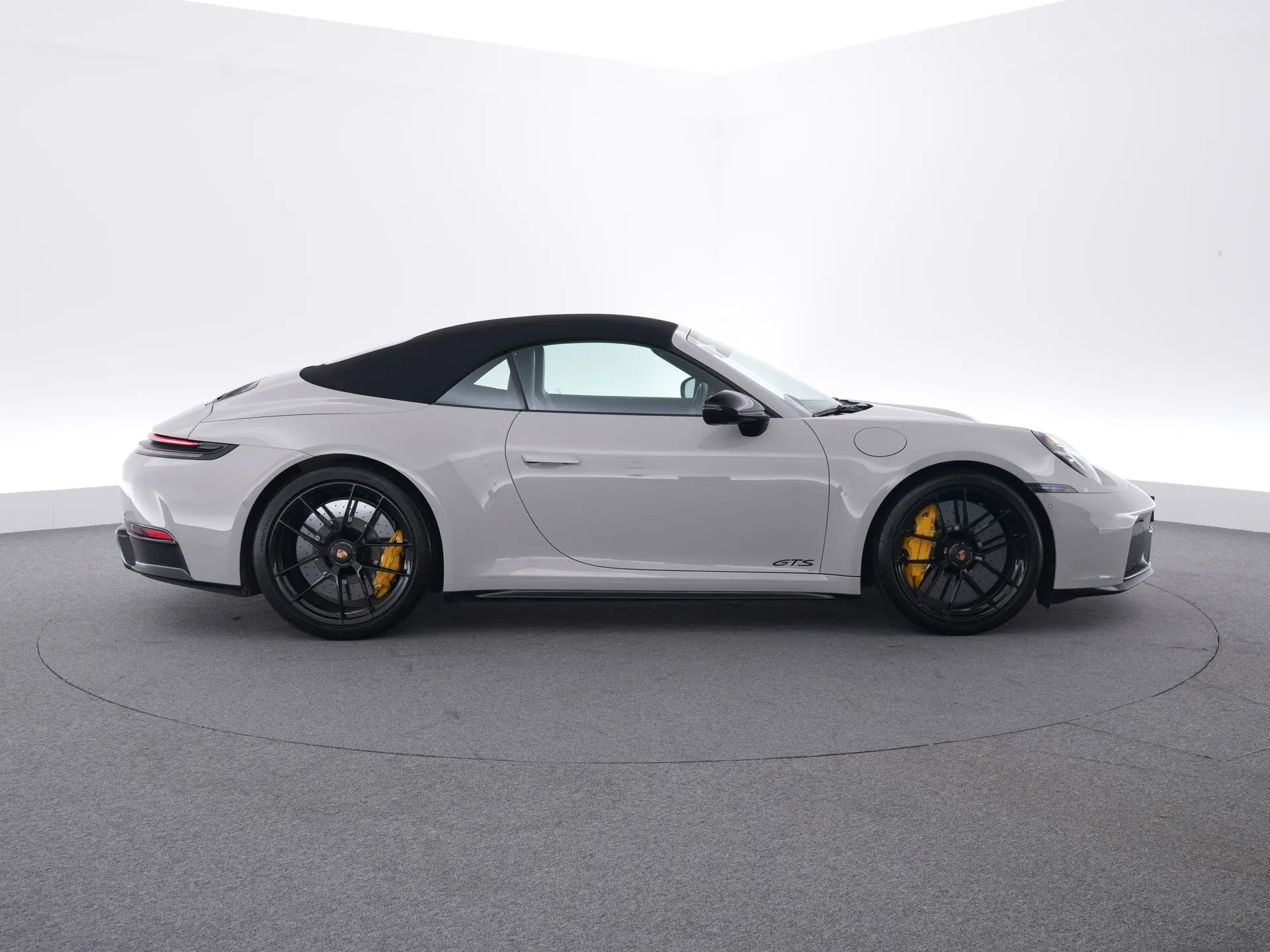 911 Carrera 4 GTS Cabriolet