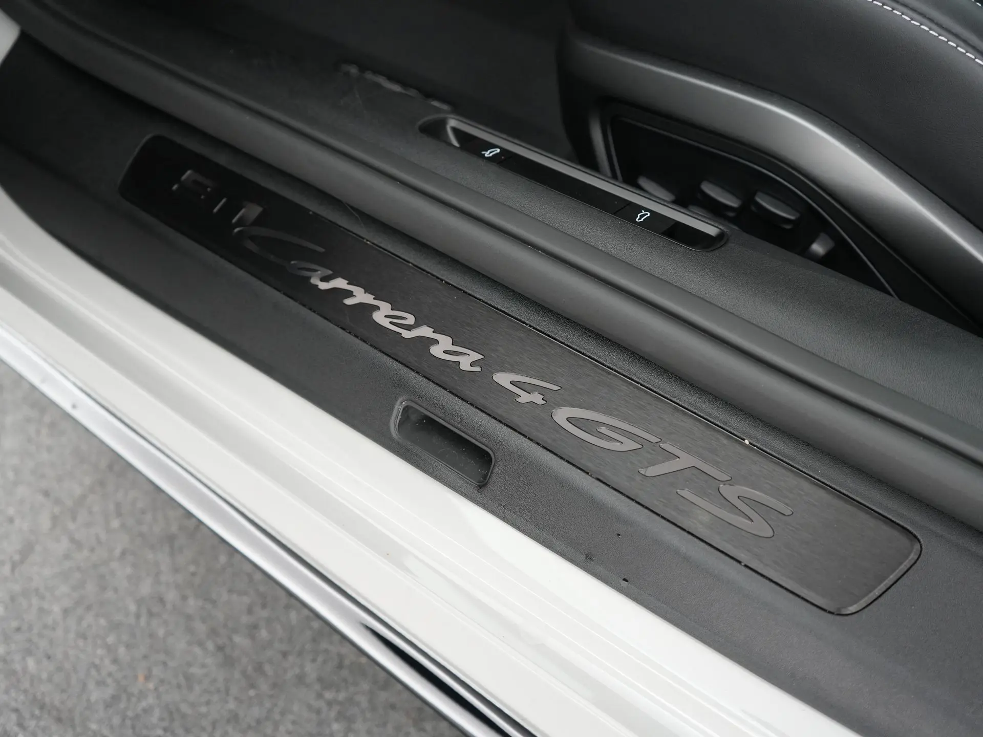 911 Carrera 4 GTS Cabriolet