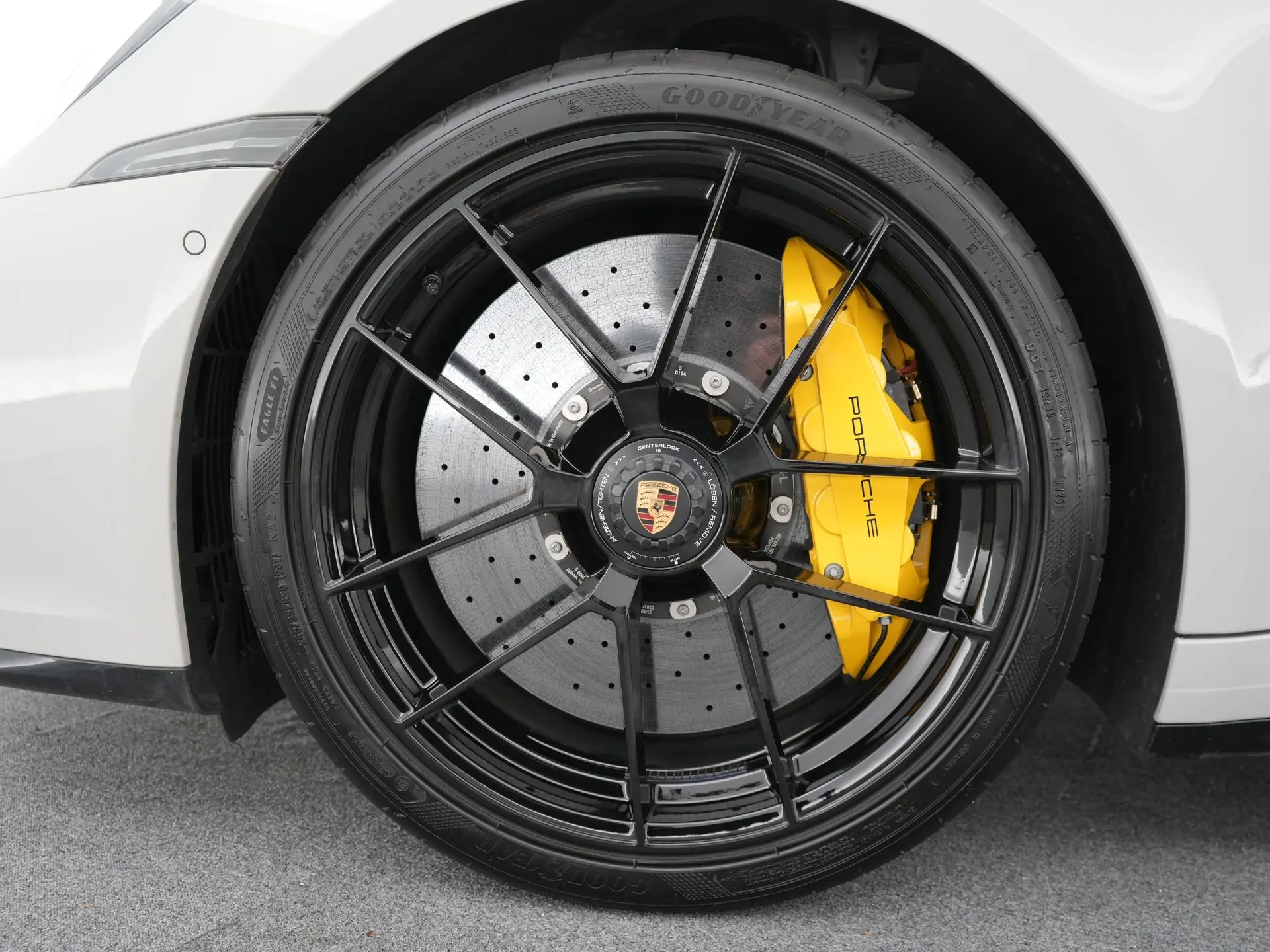 911 Carrera 4 GTS Cabriolet