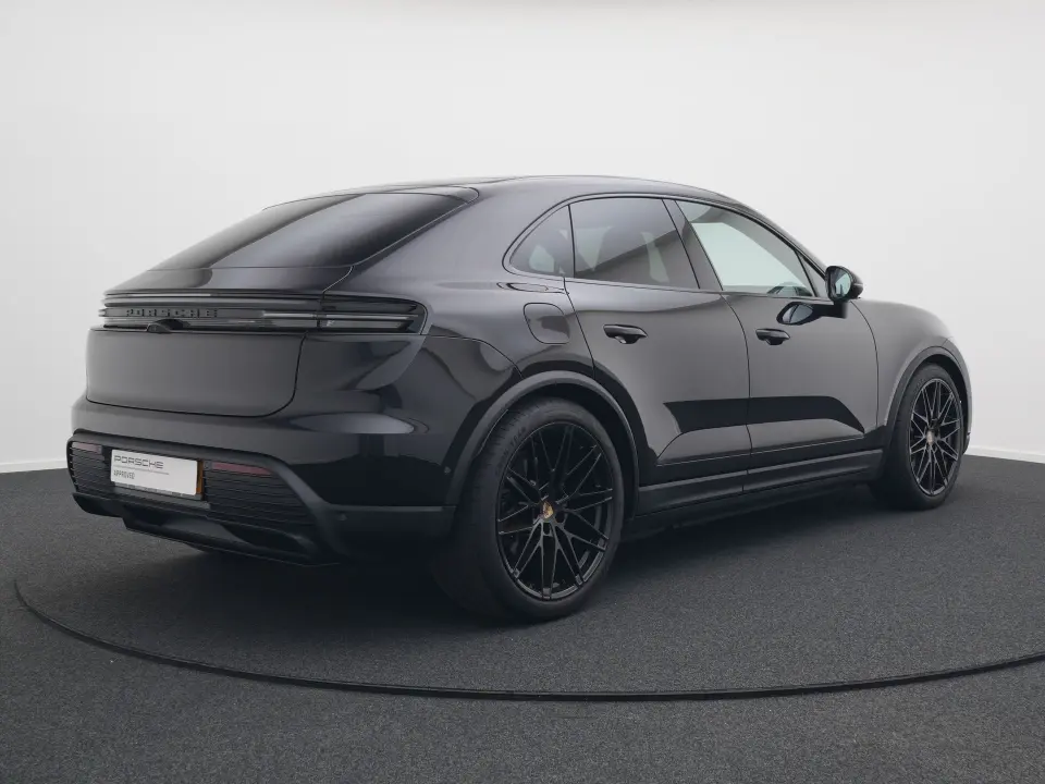 Macan 4
