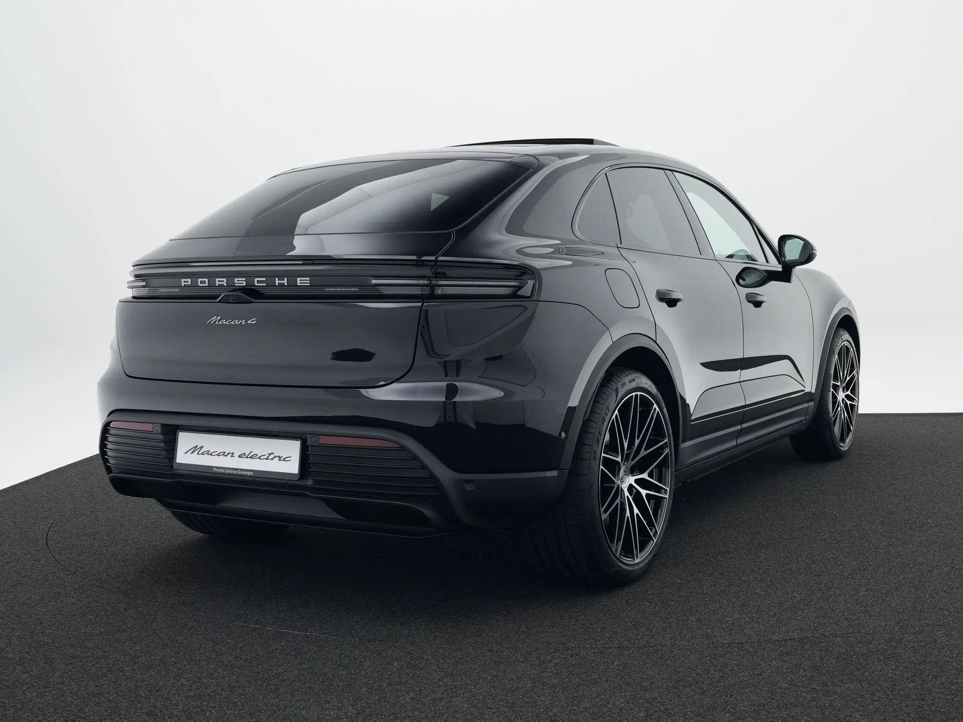 Macan 4