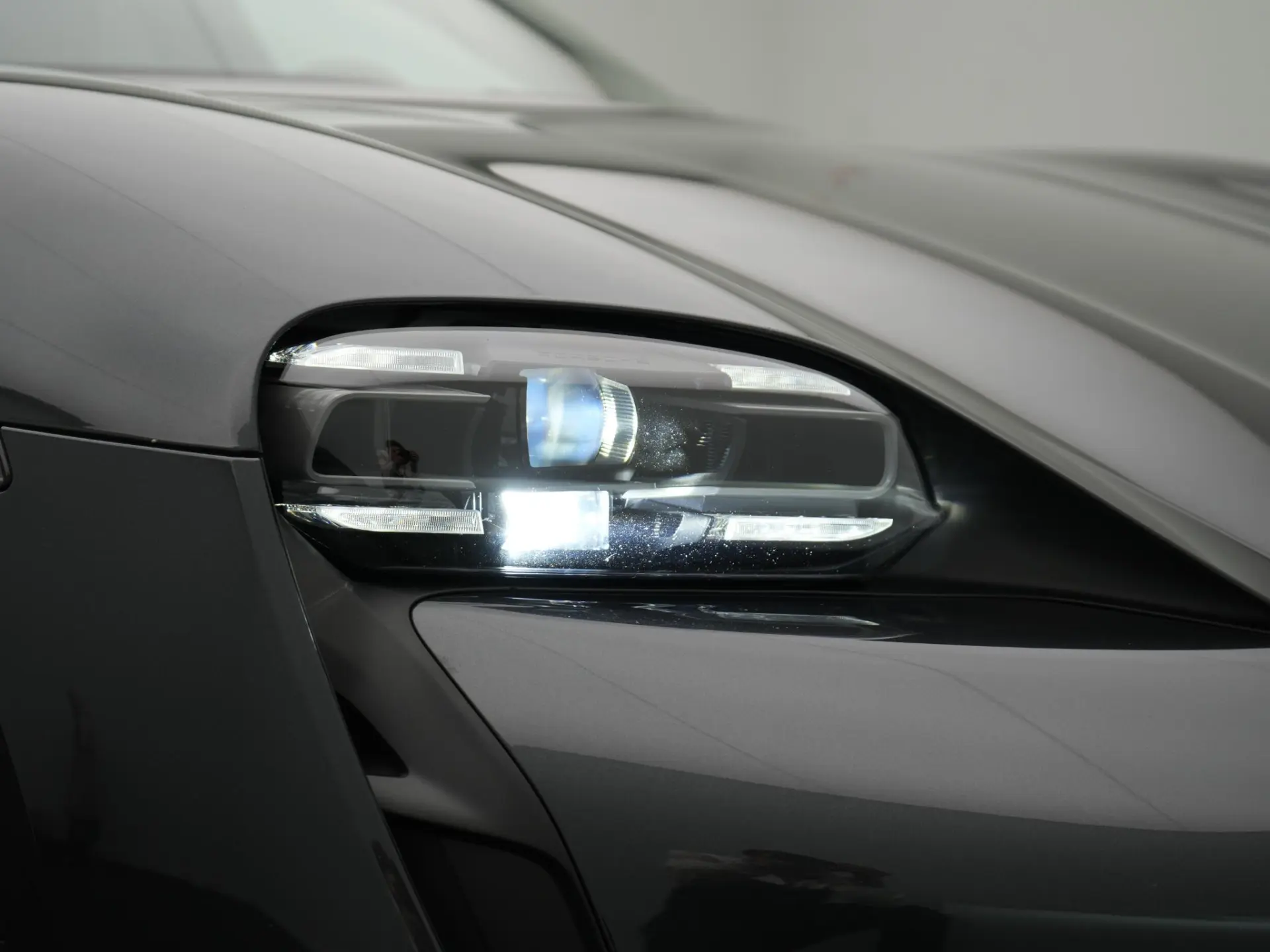 Taycan Sport Turismo 