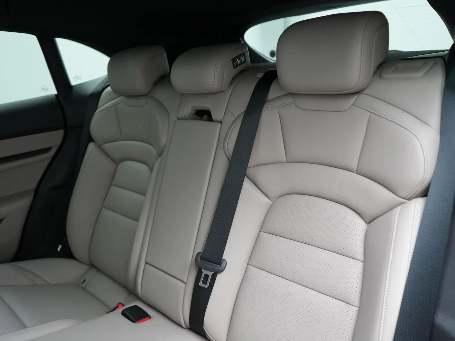 Taycan Sport Turismo 