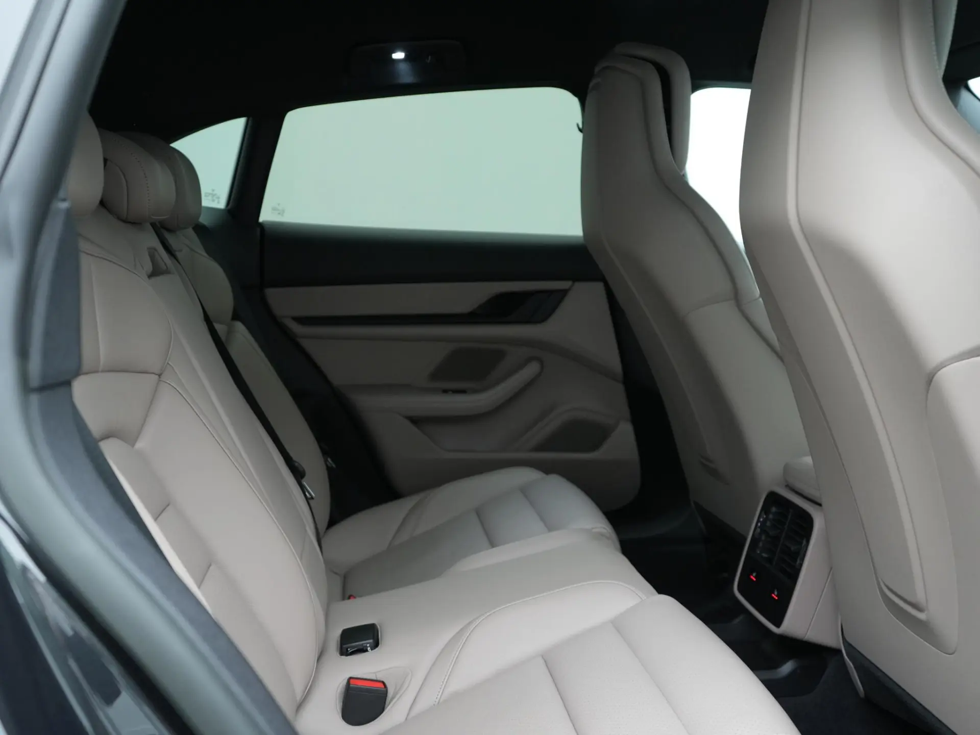 Taycan Sport Turismo 