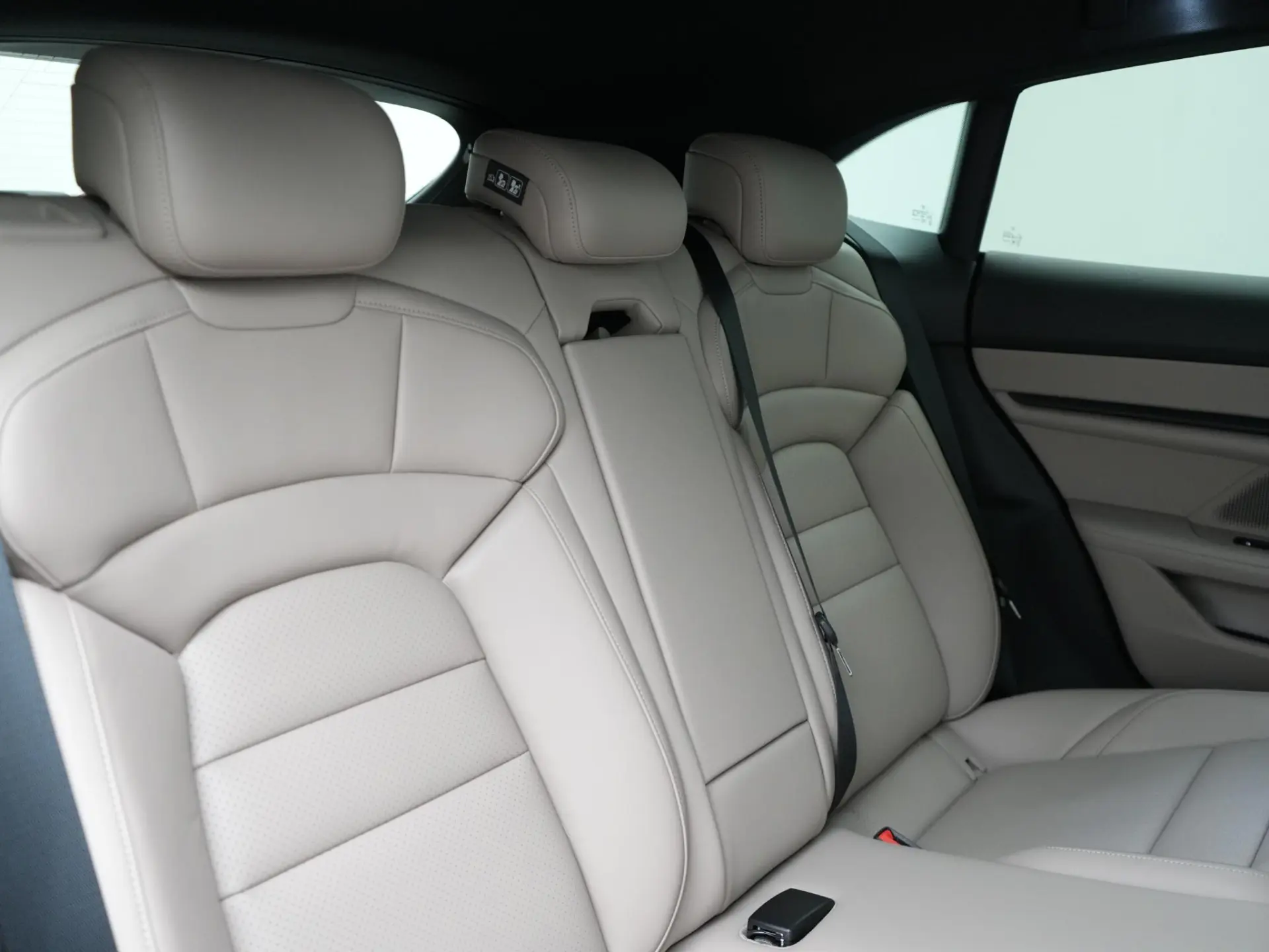 Taycan Sport Turismo 