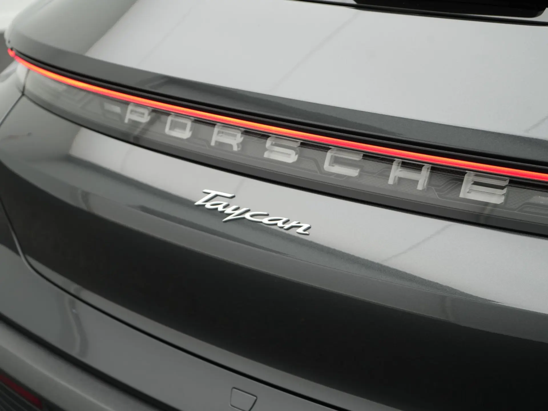 Taycan Sport Turismo 