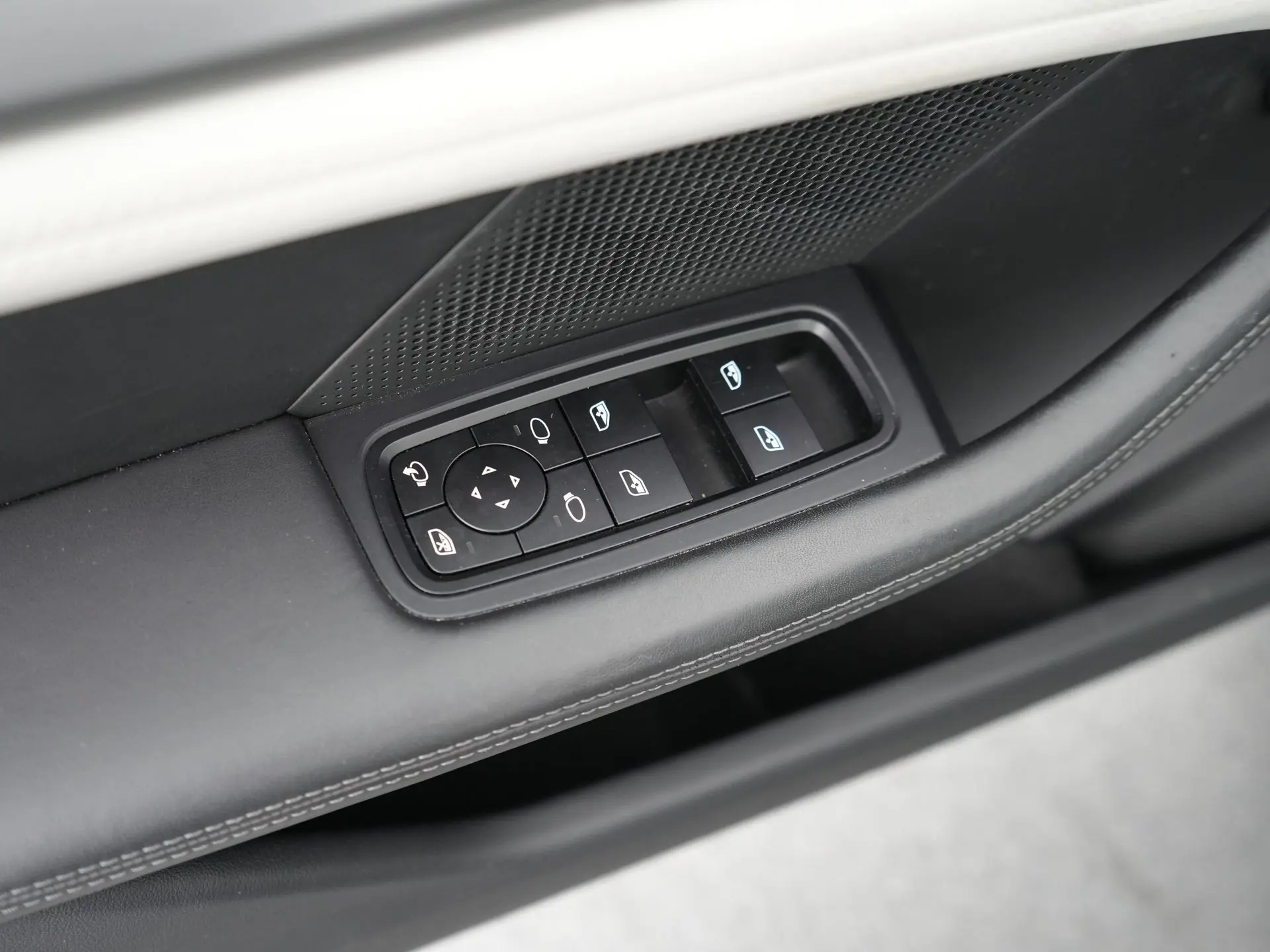 Taycan 4S Cross Turismo