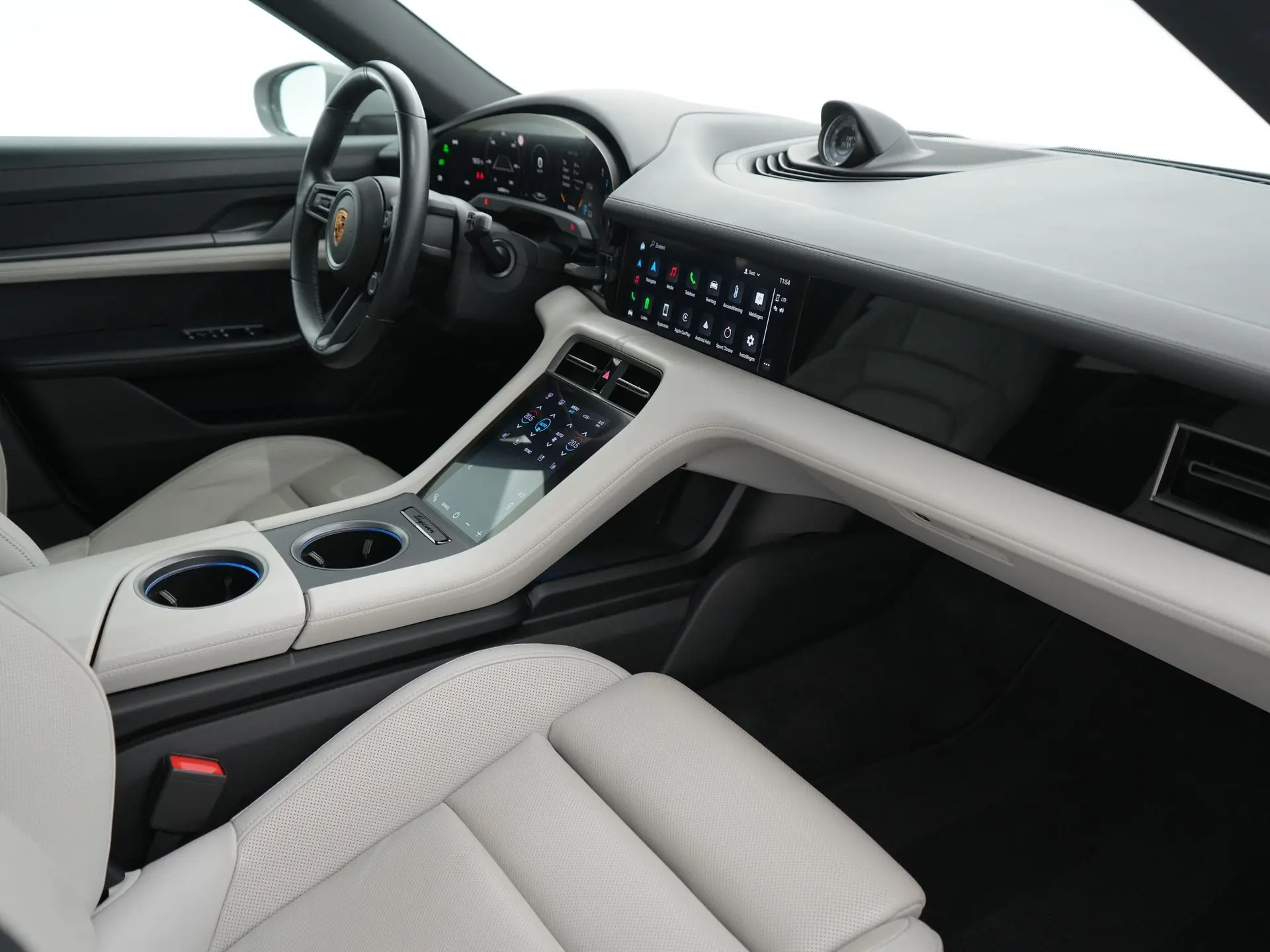 Taycan 4S Cross Turismo