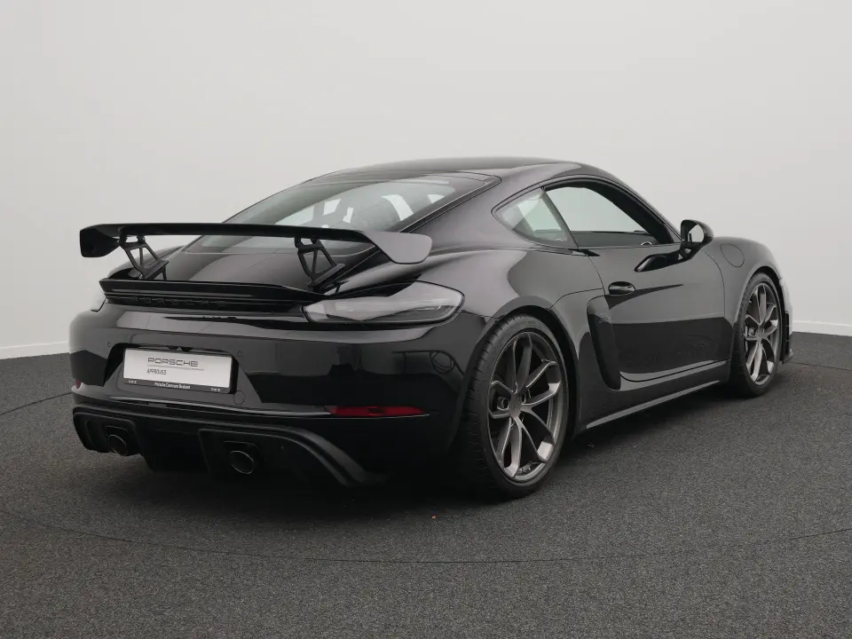 718 Cayman GT4