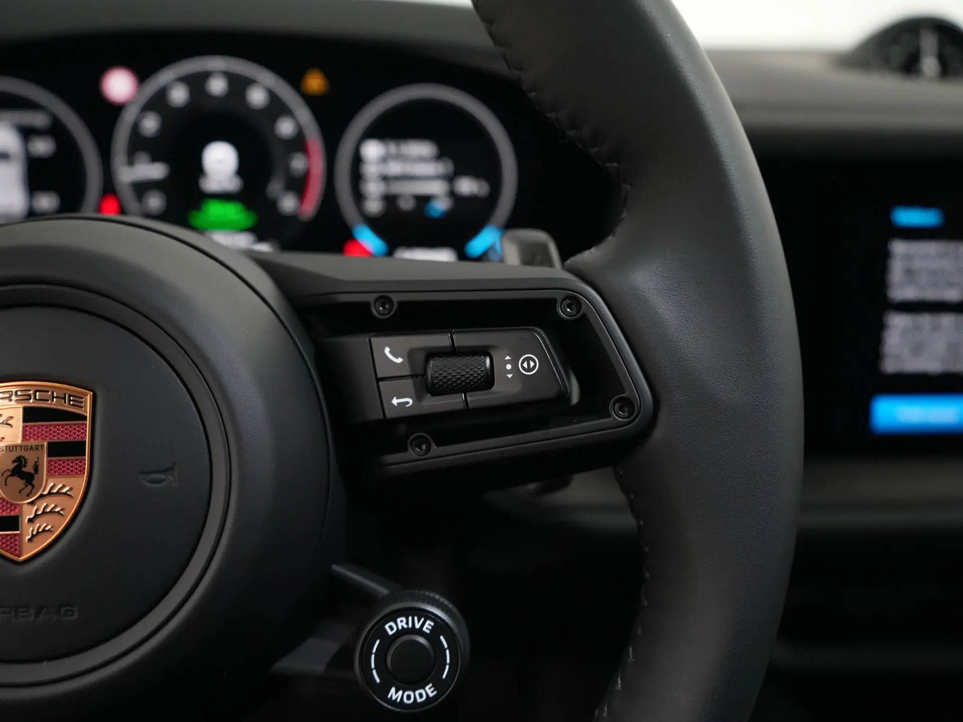 Cayenne E-Hybrid Black Edition