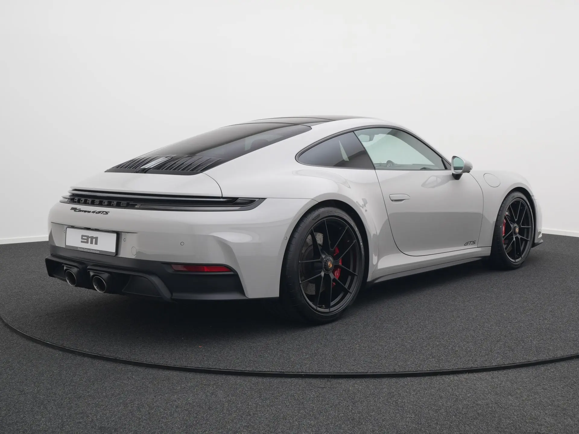 911 Carrera 4 GTS