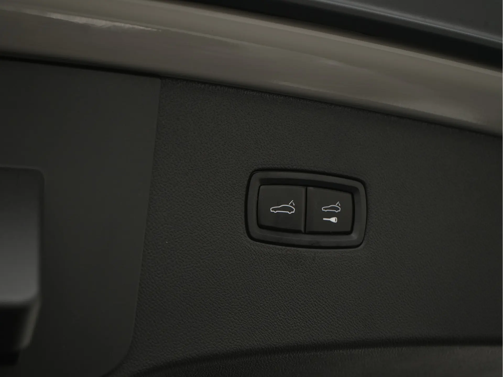 Cayenne E-Hybrid Black Edition Coupé