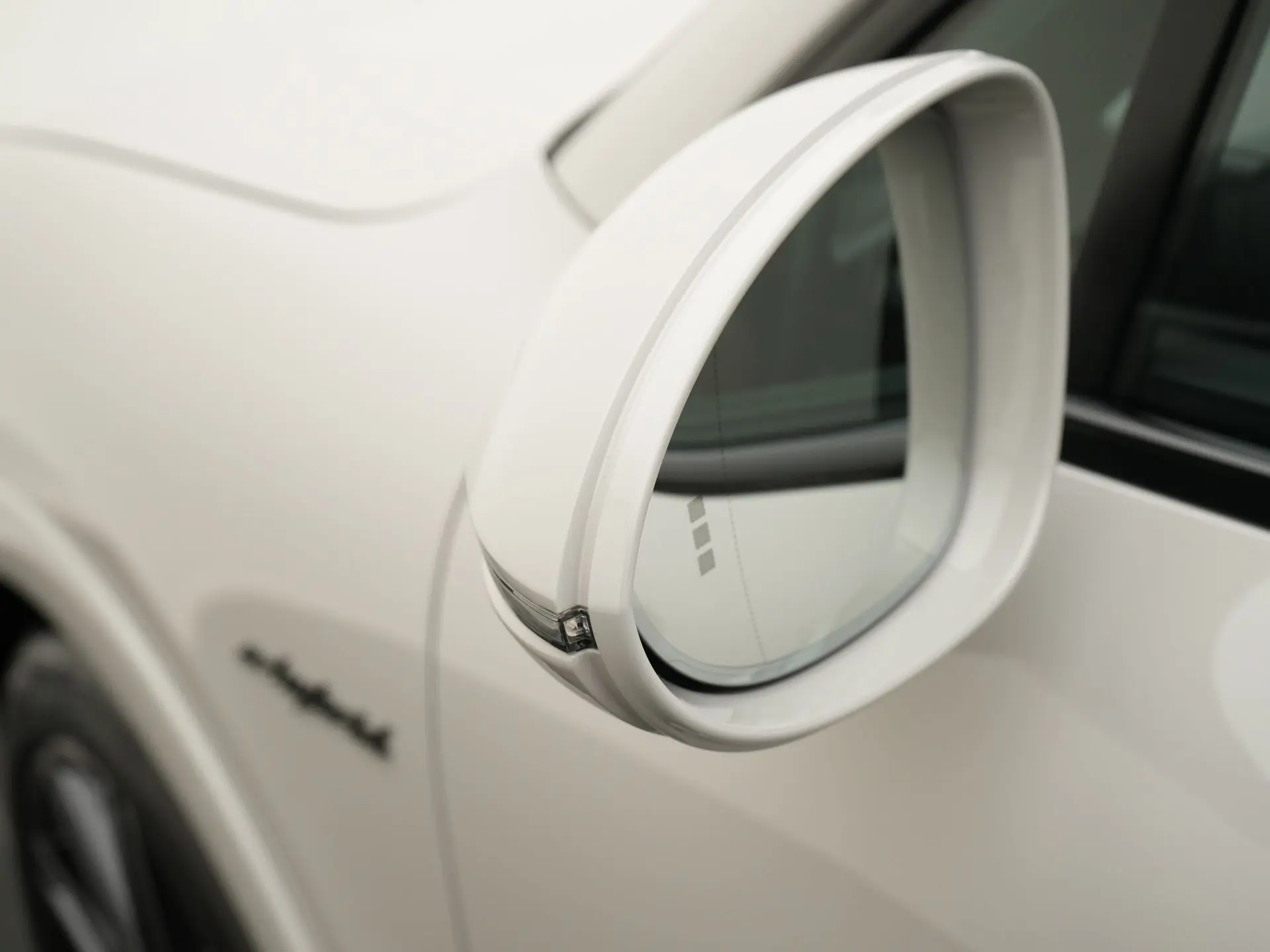 Cayenne E-Hybrid Black Edition Coupé