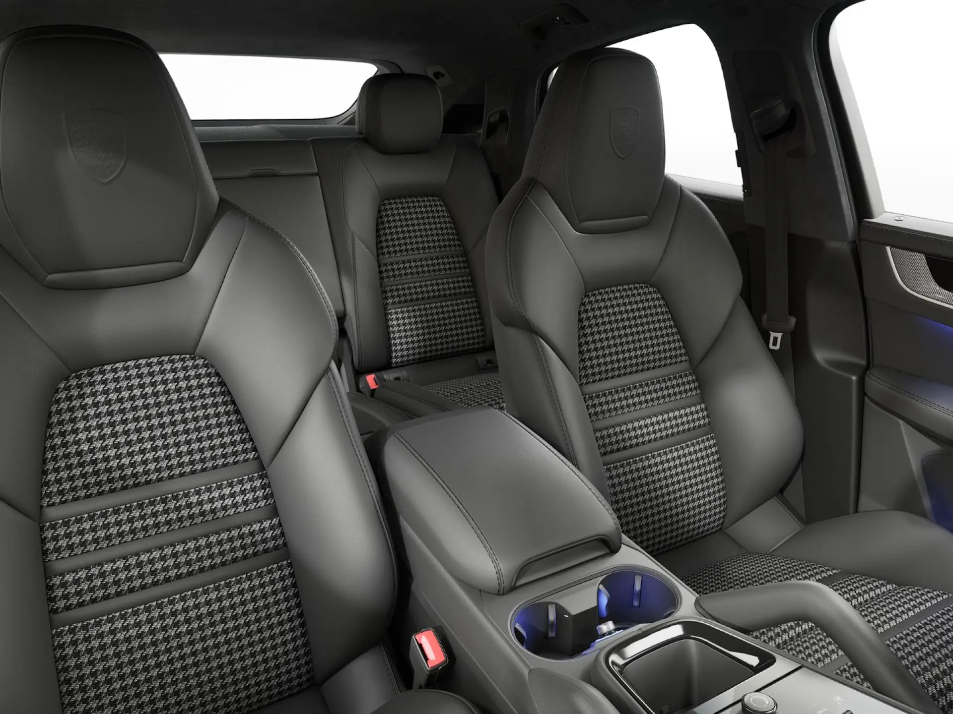 Cayenne E-Hybrid Black Edition Coupé