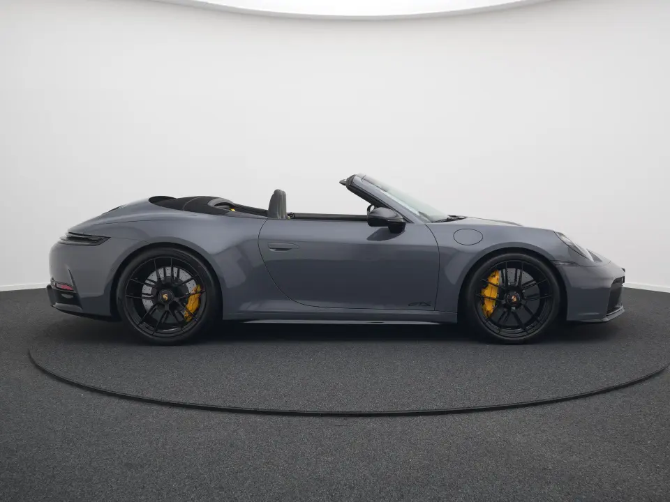 911 Carrera 4 GTS Cabriolet