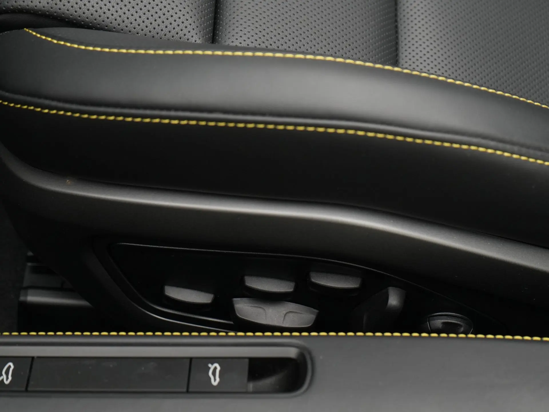 911 Carrera 4 GTS Cabriolet