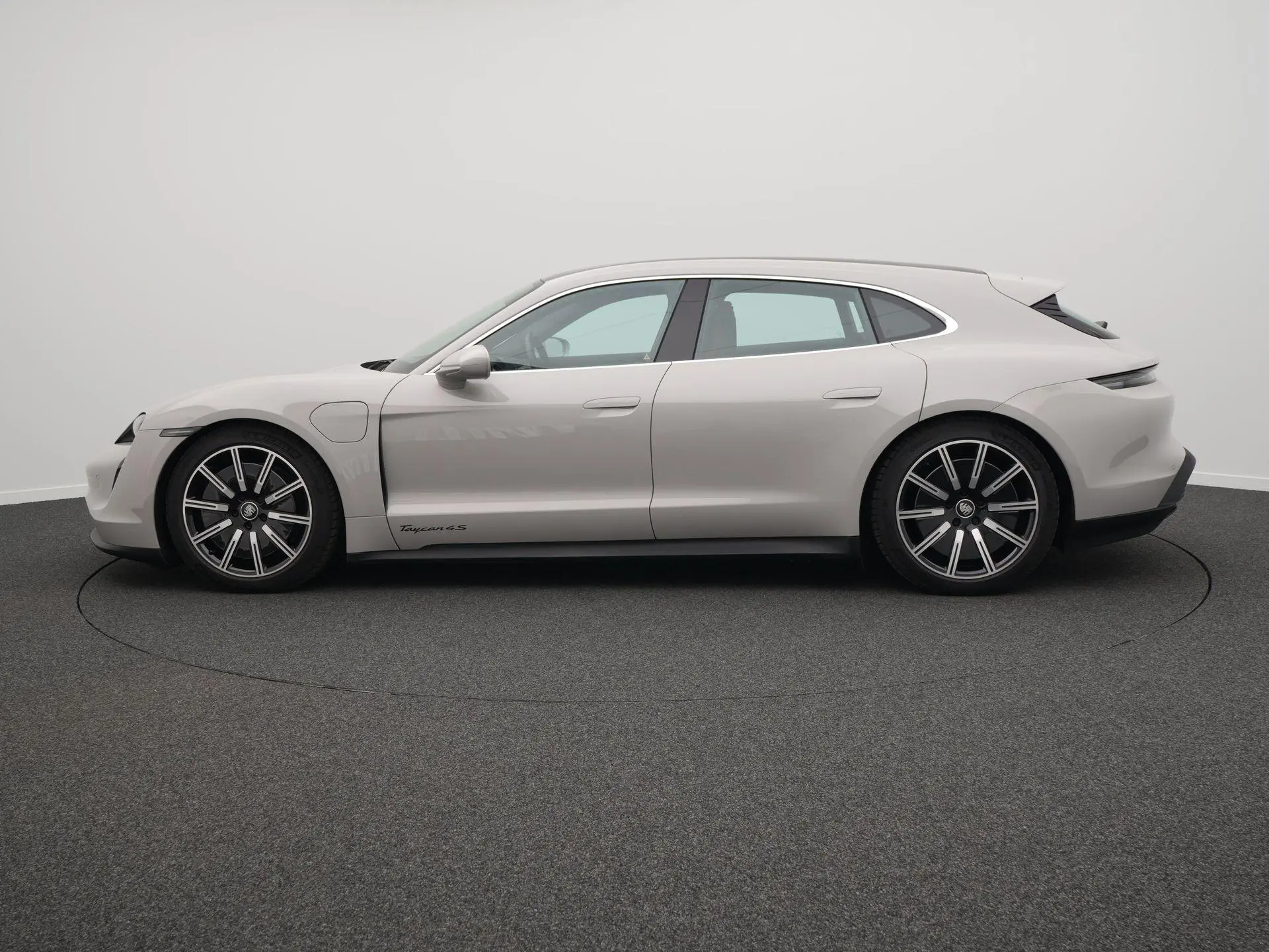 Taycan Sport Turismo 4S