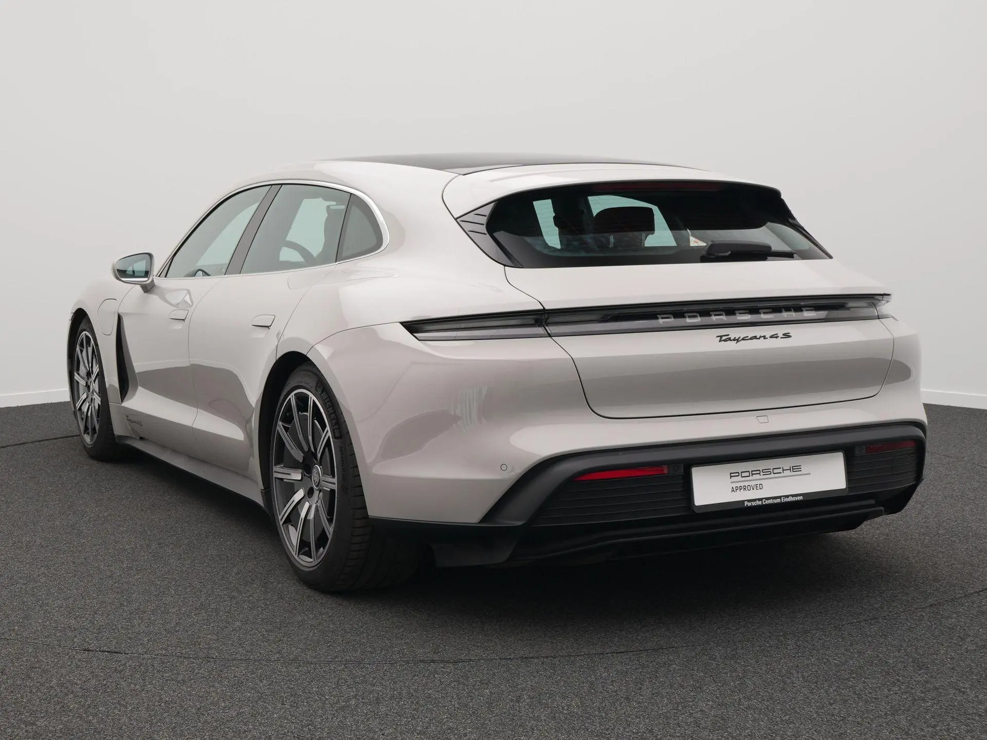 Taycan Sport Turismo 4S