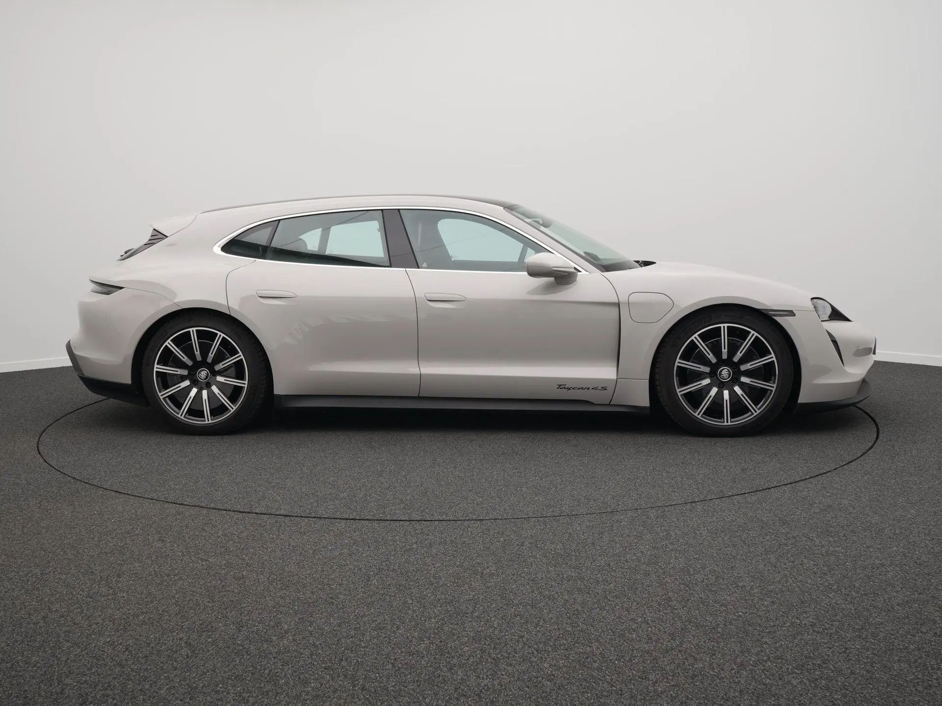 Taycan Sport Turismo 4S