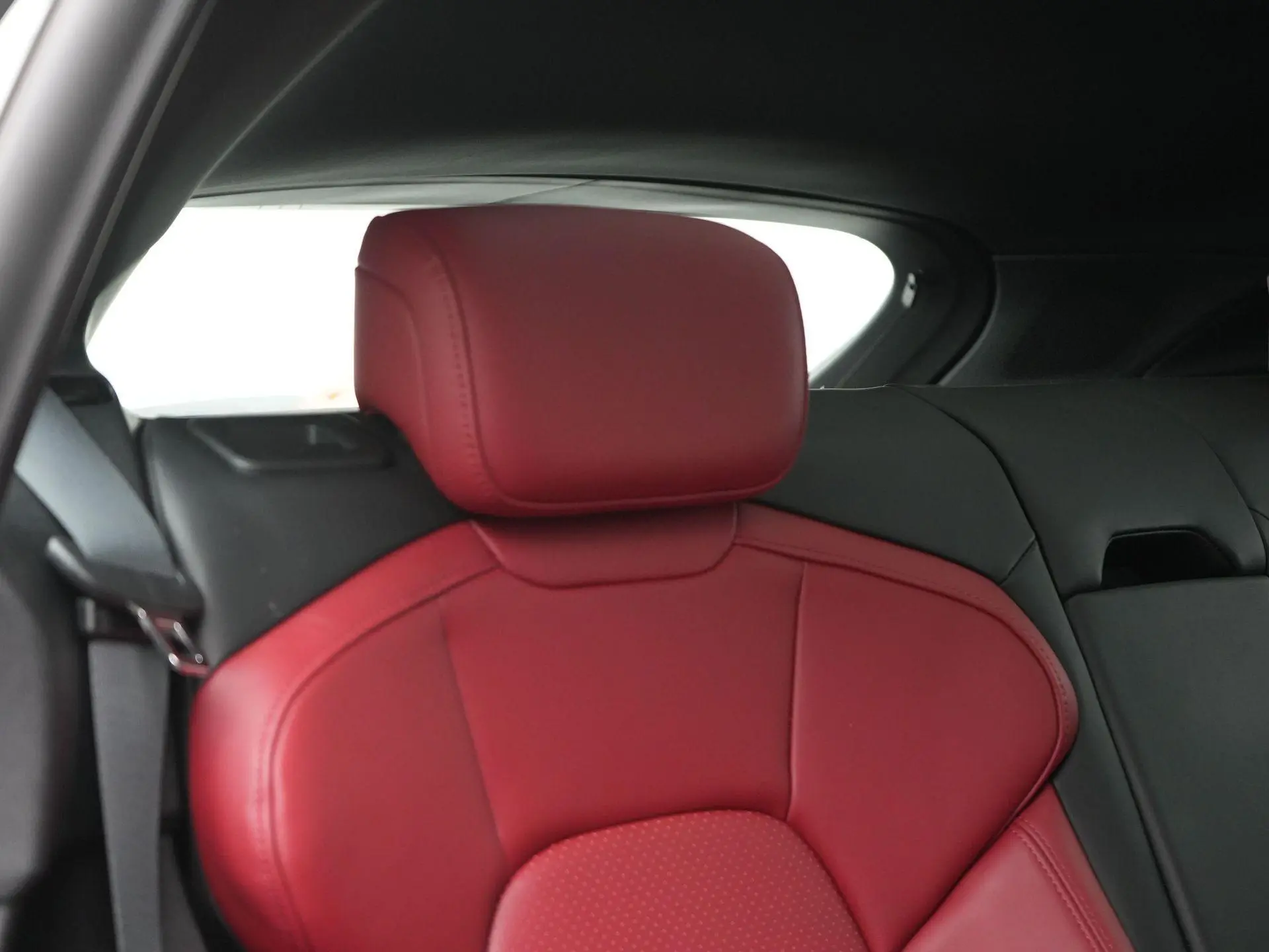 Taycan Sport Turismo 4S