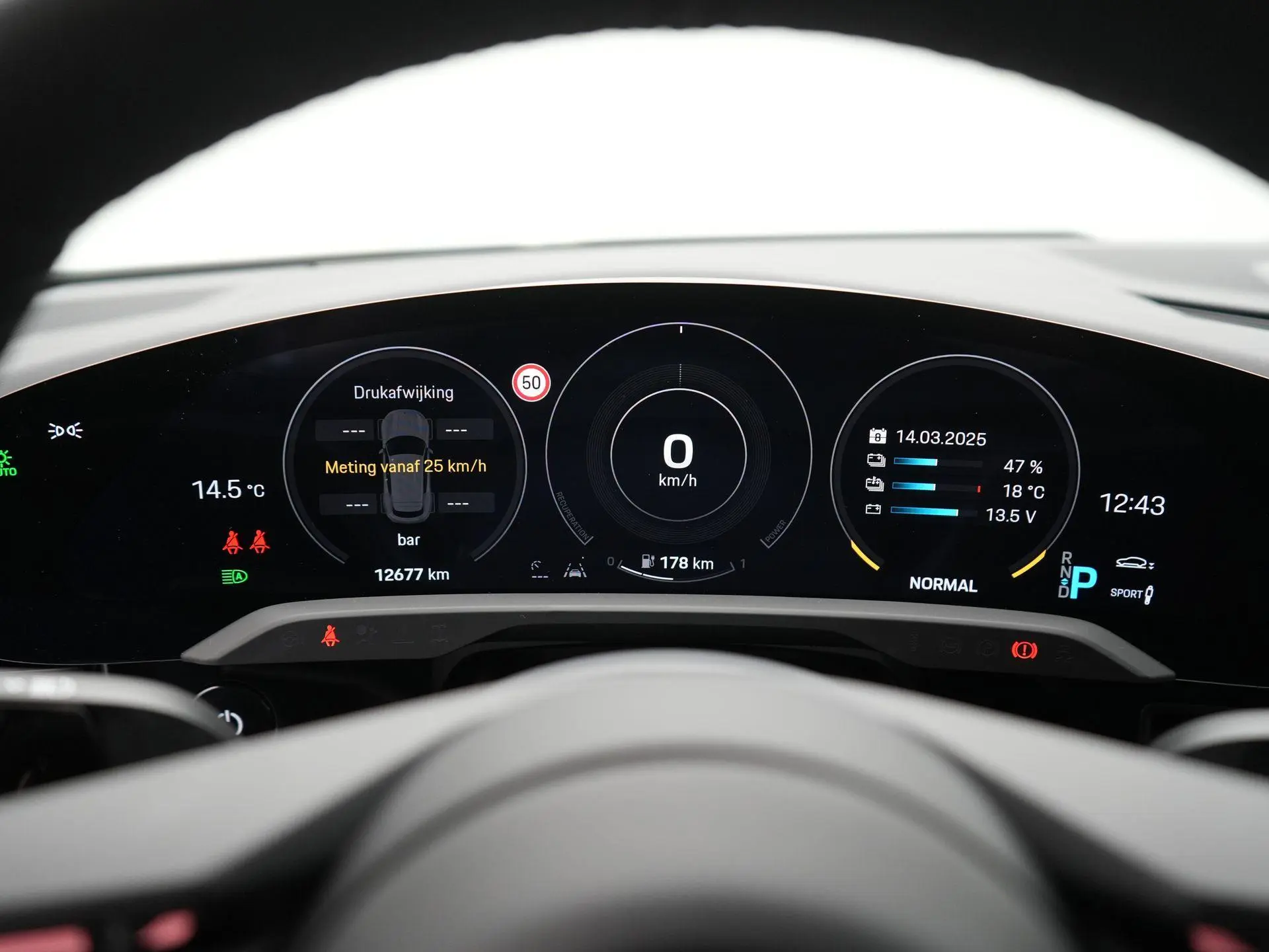 Taycan Sport Turismo 4S