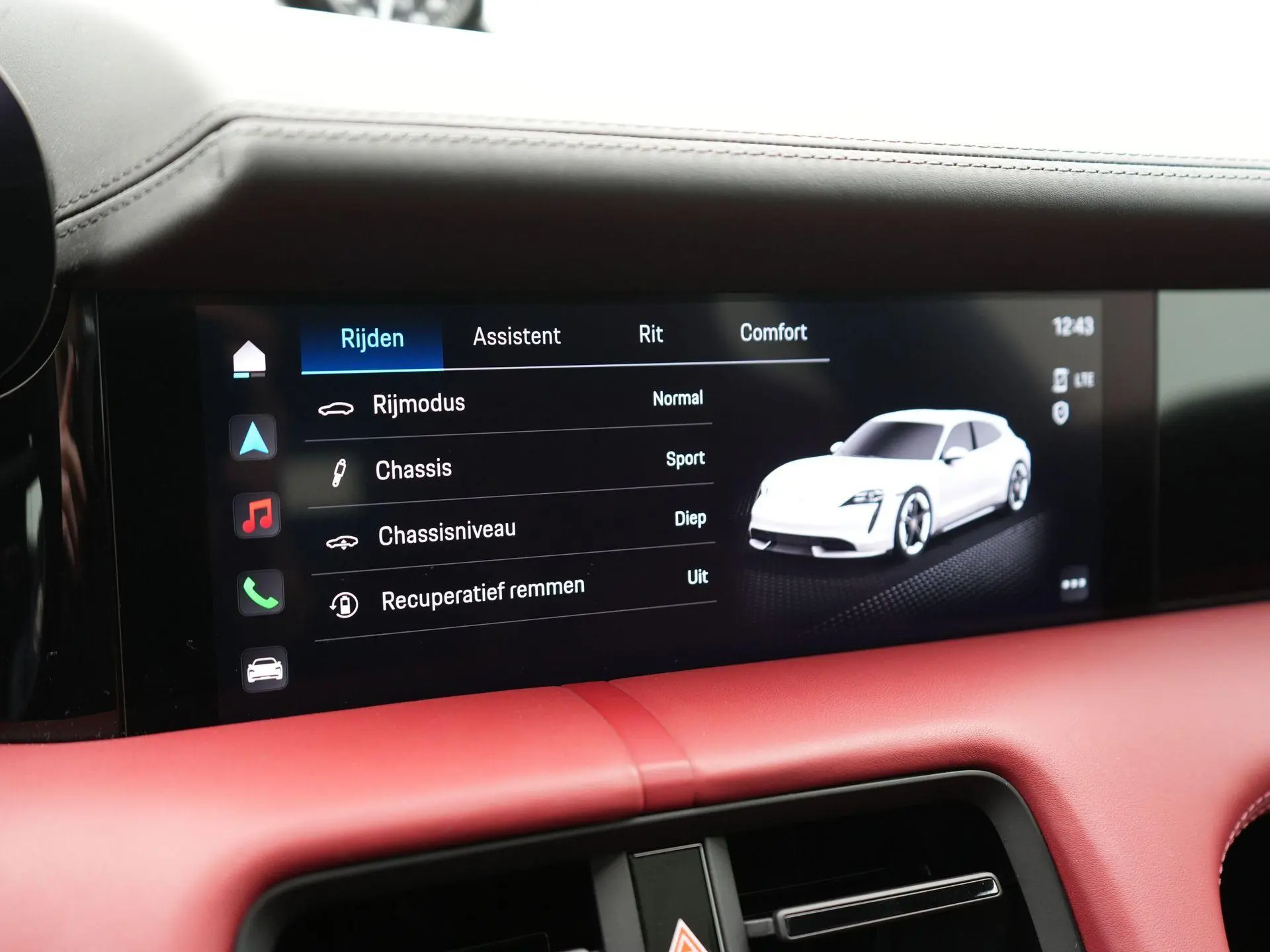 Taycan Sport Turismo 4S