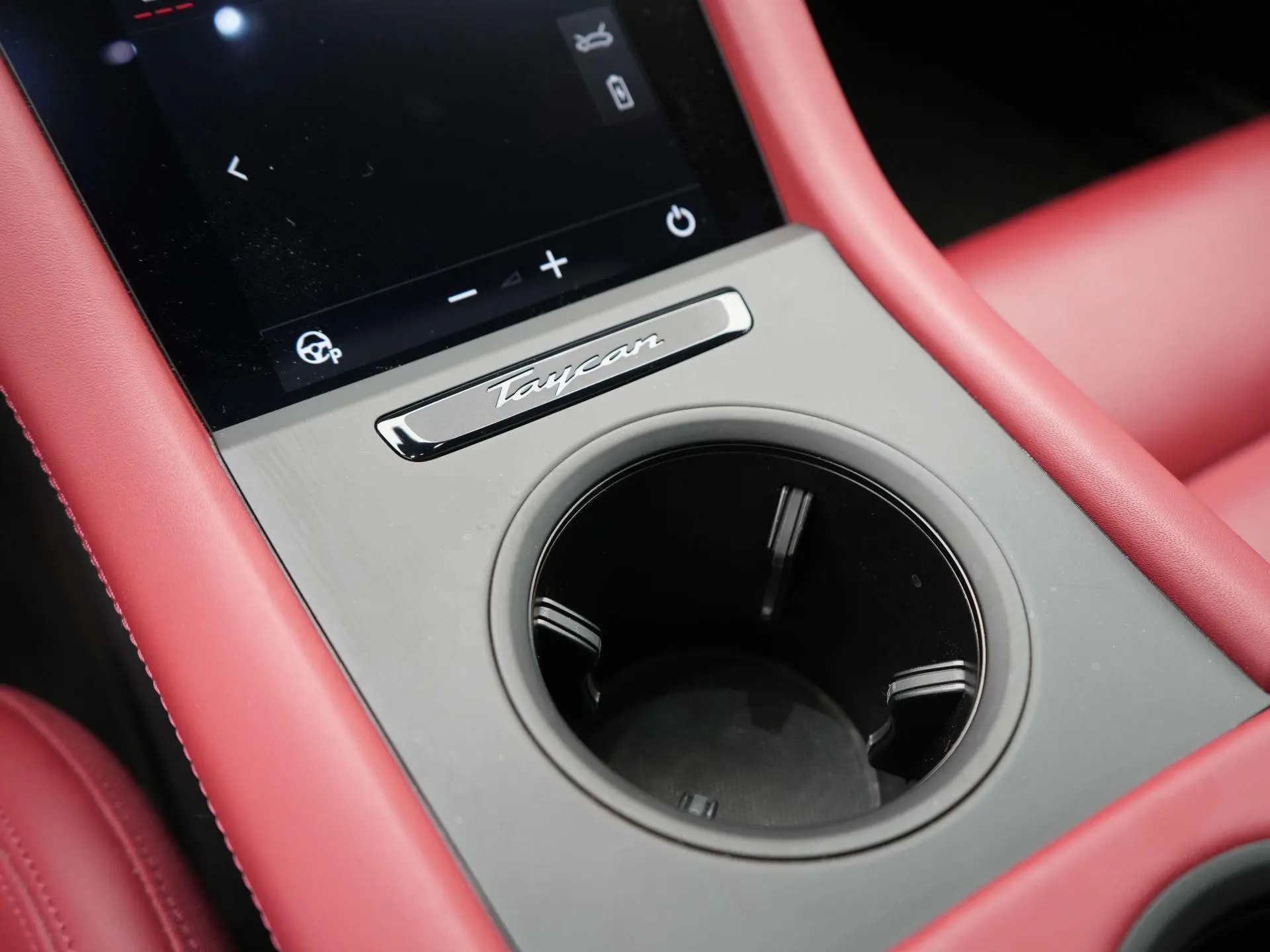 Taycan Sport Turismo 4S