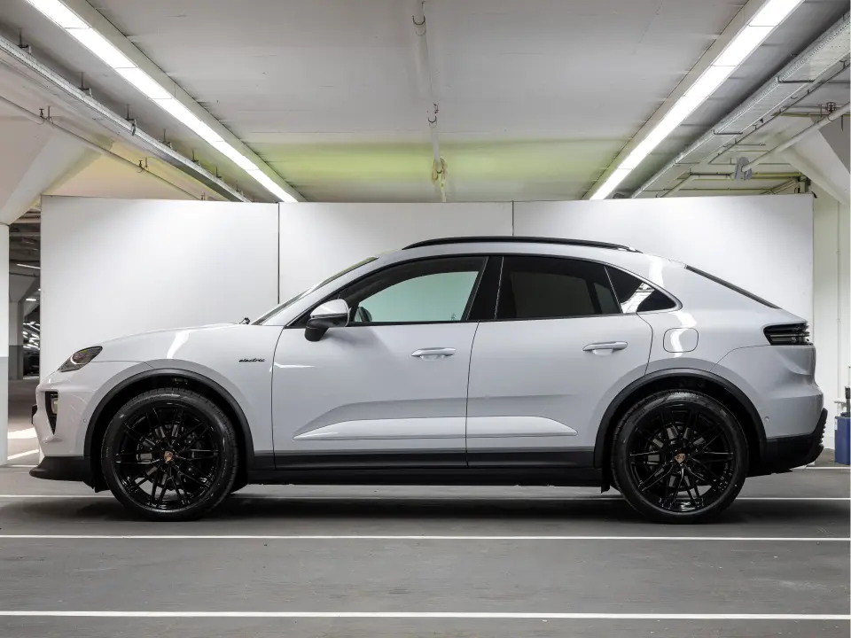 Macan 4