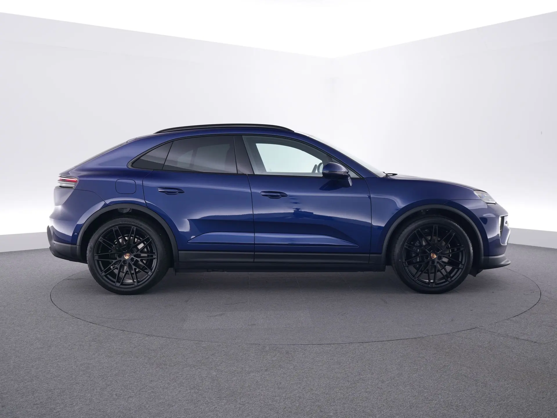 Macan 4