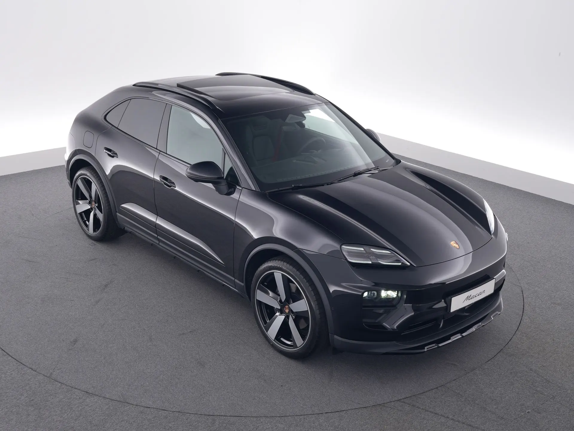 Macan 4
