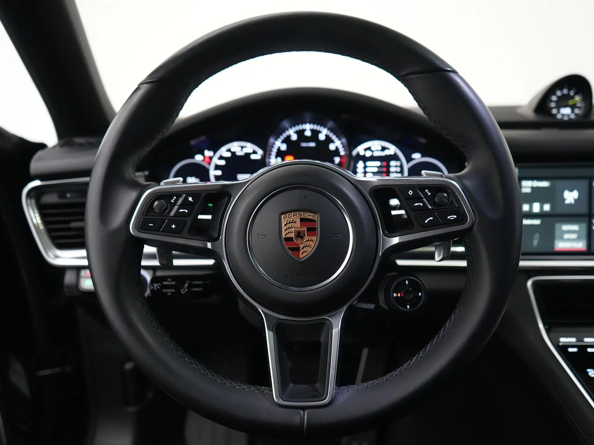 Panamera Sport Turismo 4 E-Hybrid