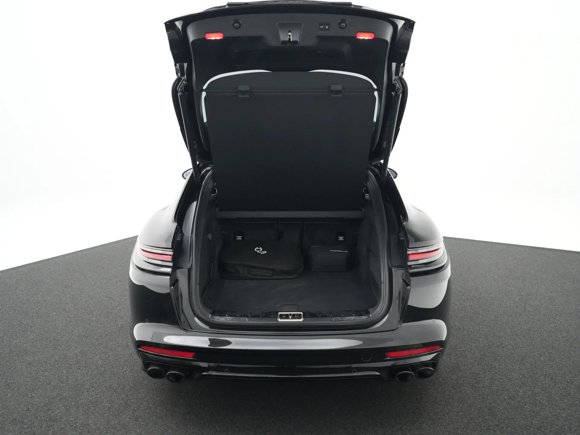 Panamera Sport Turismo 4 E-Hybrid