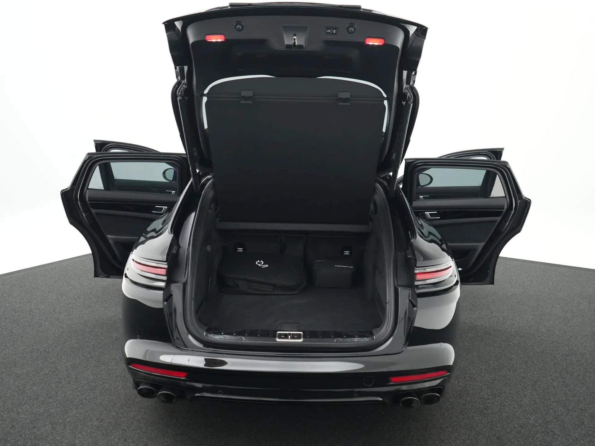 Panamera Sport Turismo 4 E-Hybrid