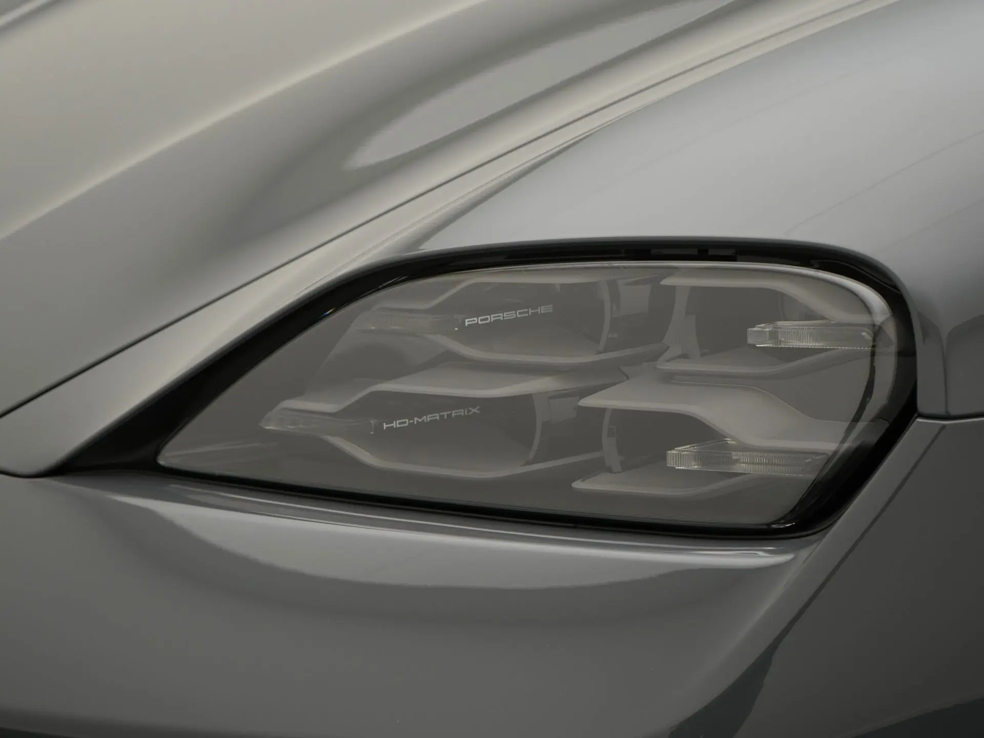 Taycan 4 Black Edition