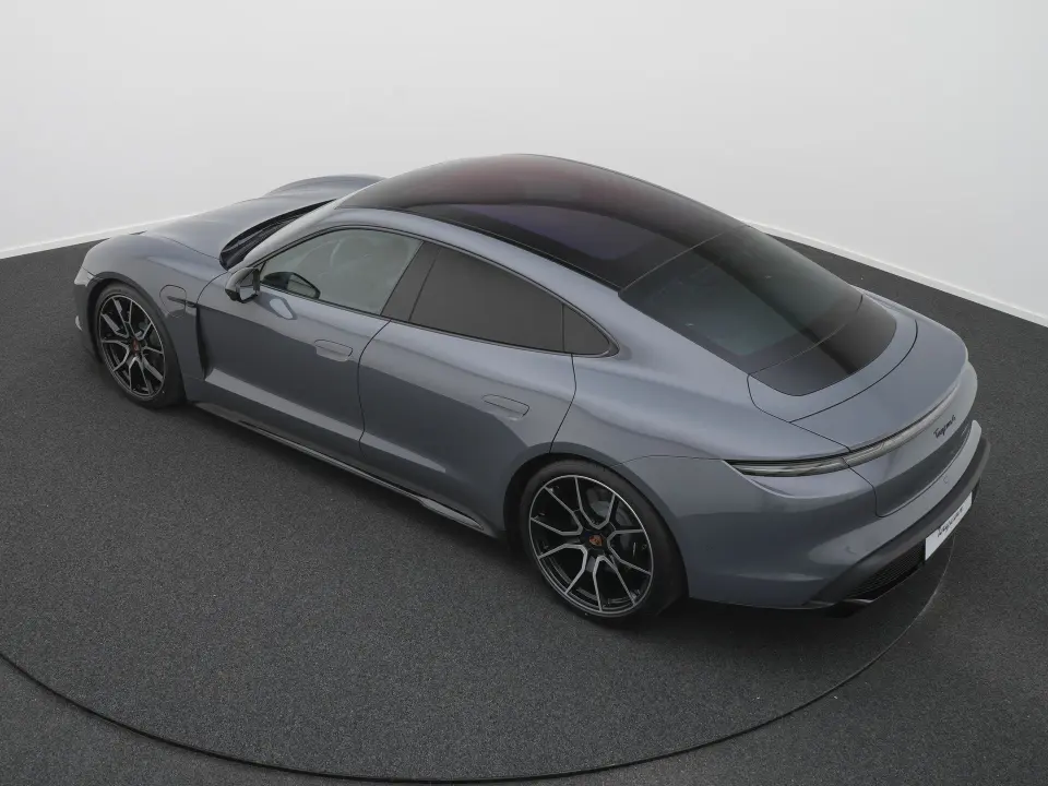 Porsche Taycan 4 Black Edition