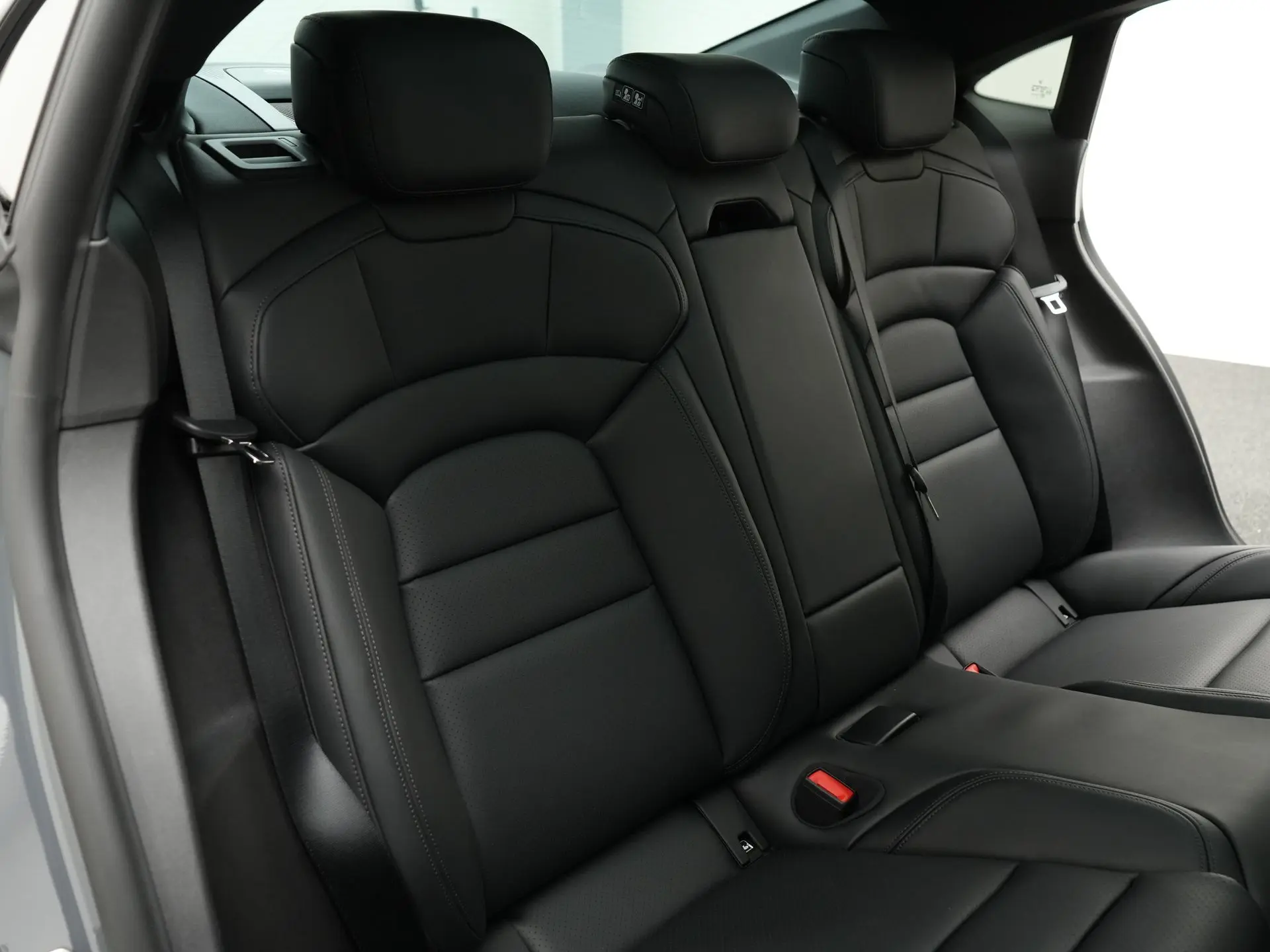 Taycan 4 Black Edition