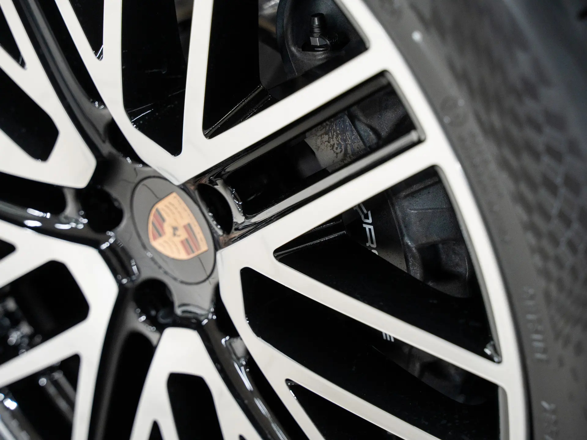 Cayenne E-Hybrid Black Edition