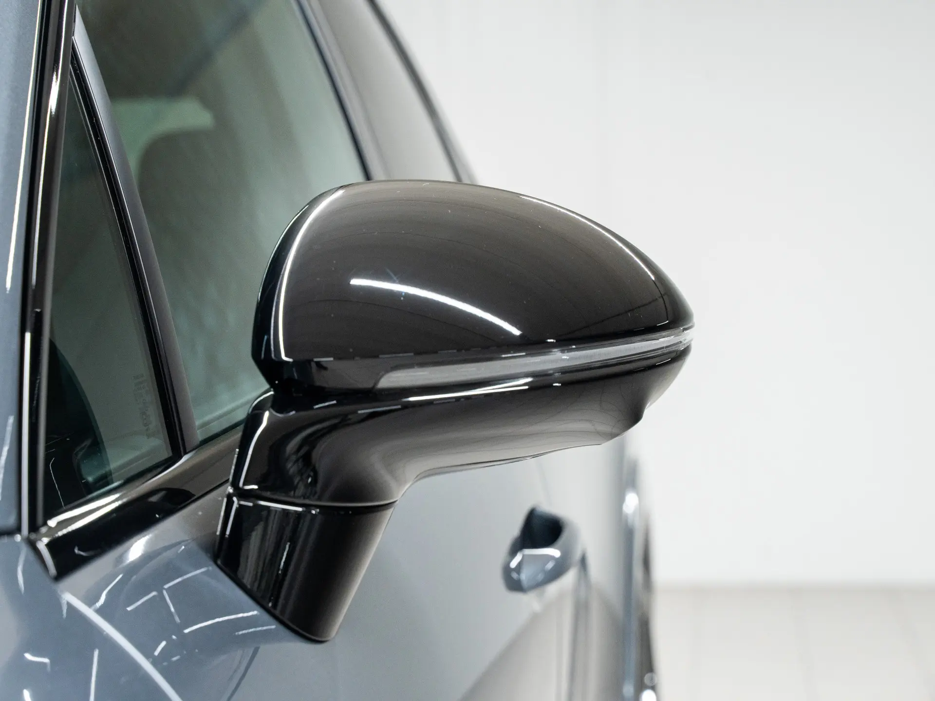 Cayenne E-Hybrid Black Edition