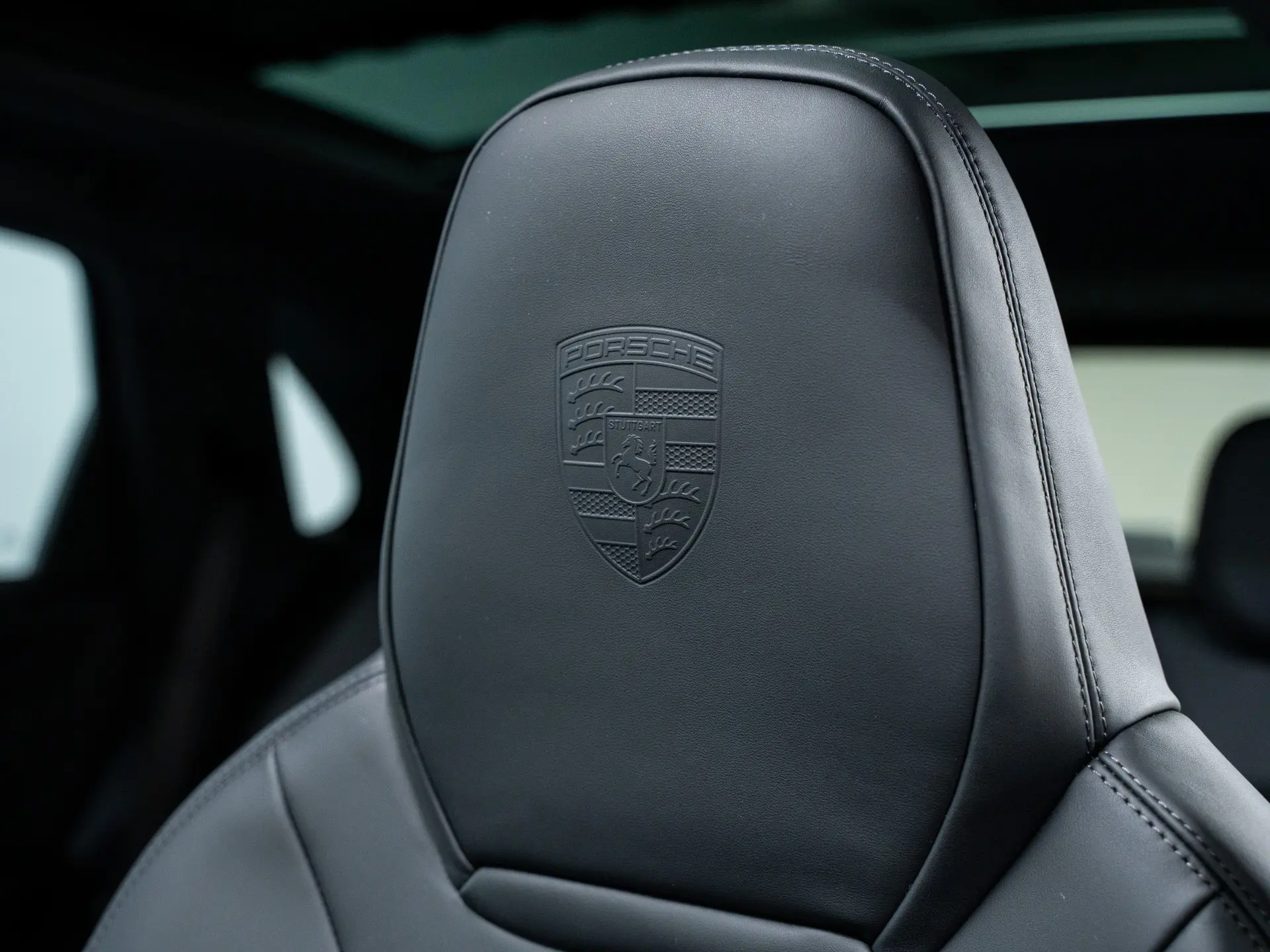 Cayenne E-Hybrid Black Edition