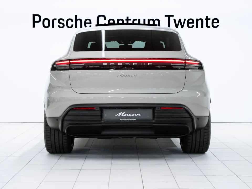 Macan 4