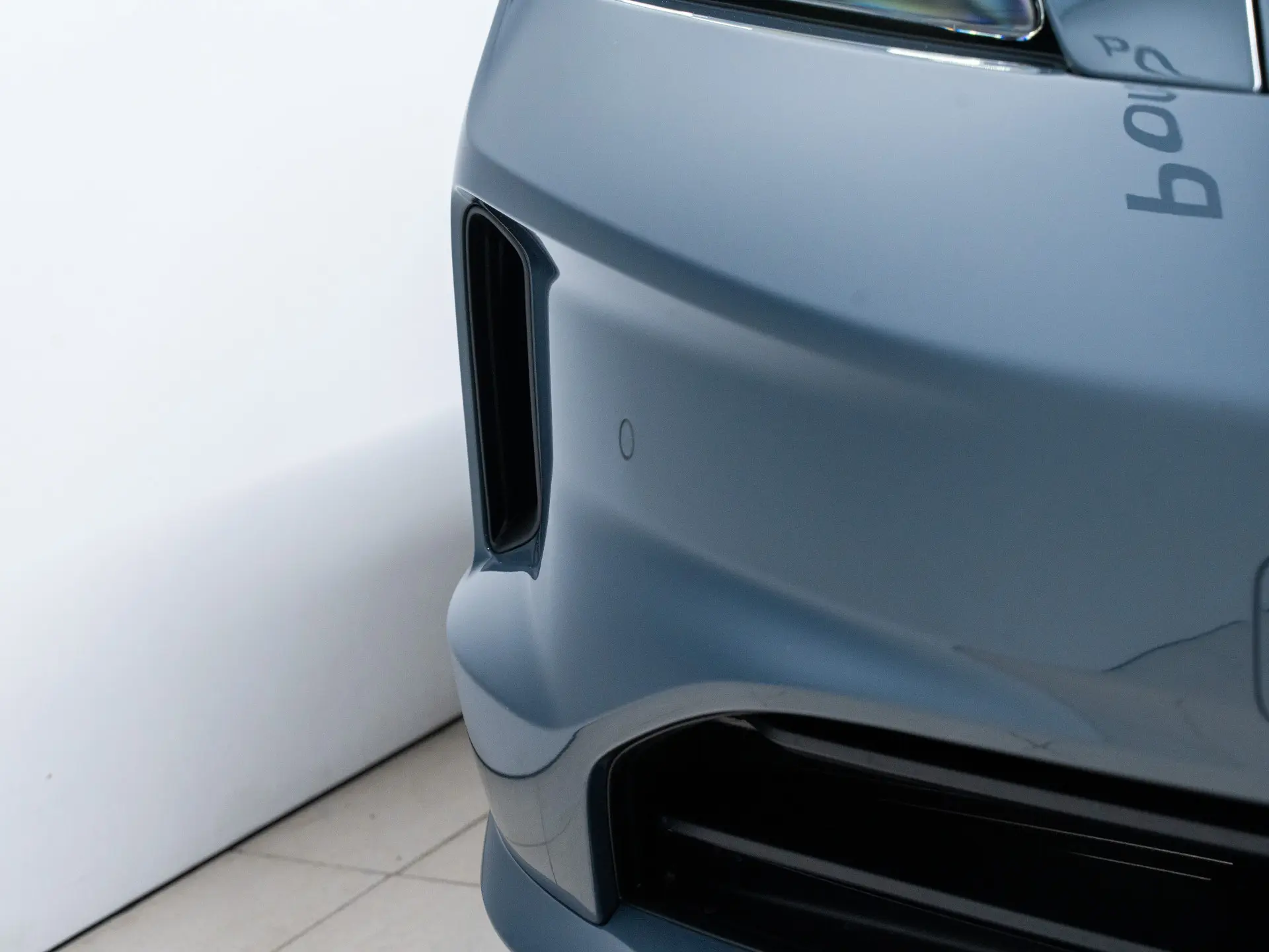 Taycan Sport Turismo Black Edition