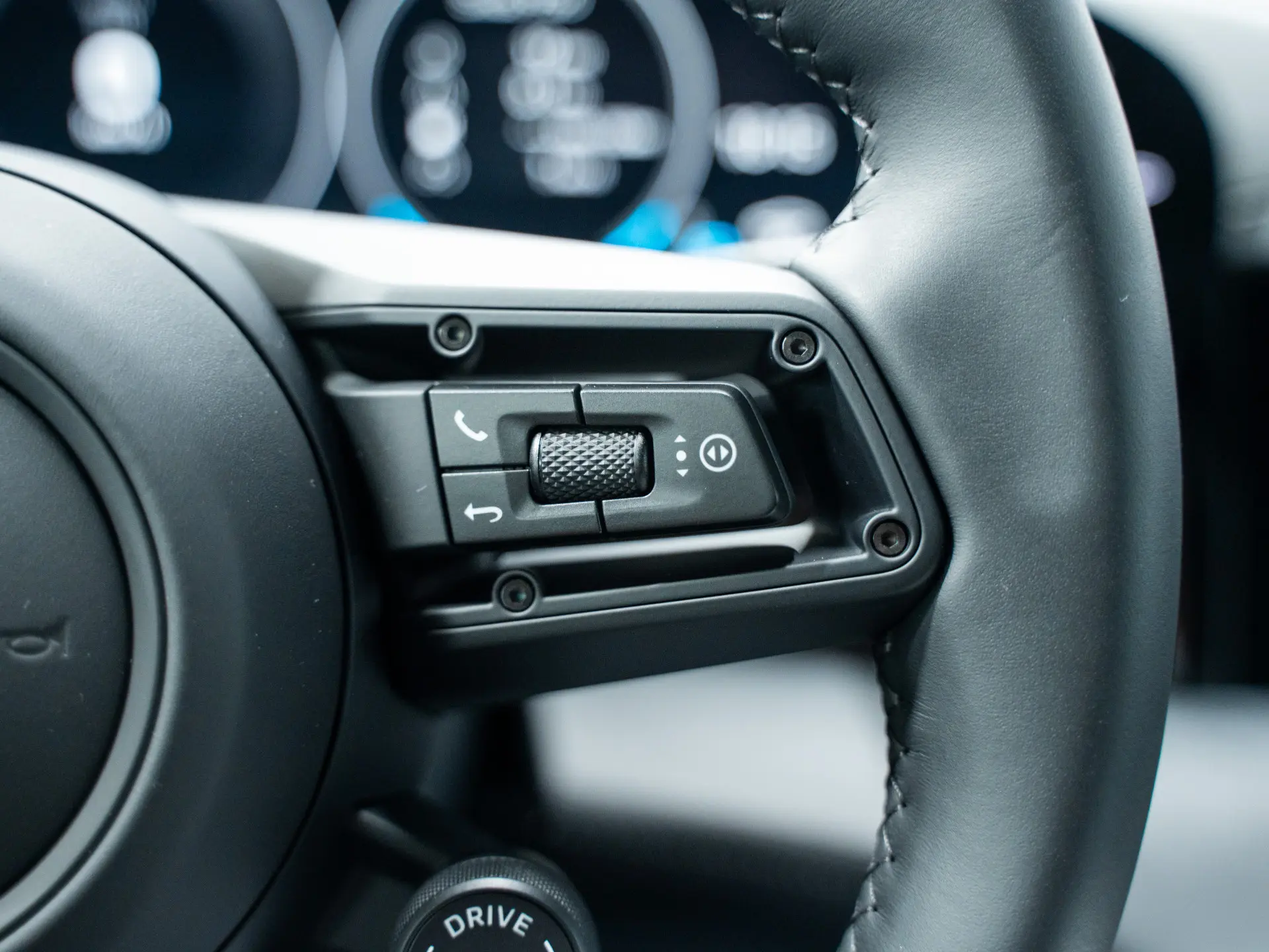 Taycan Sport Turismo Black Edition