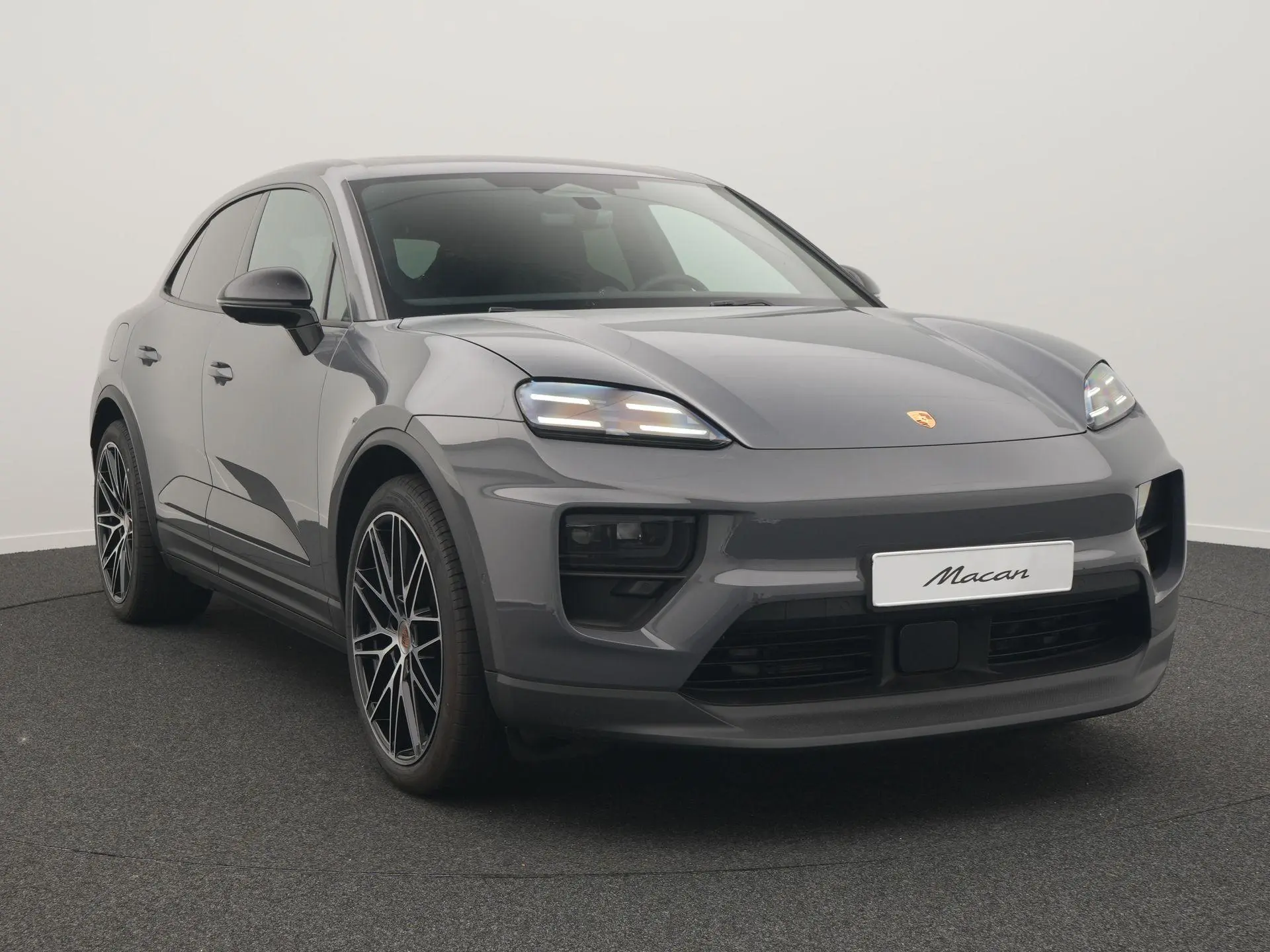 Macan 4