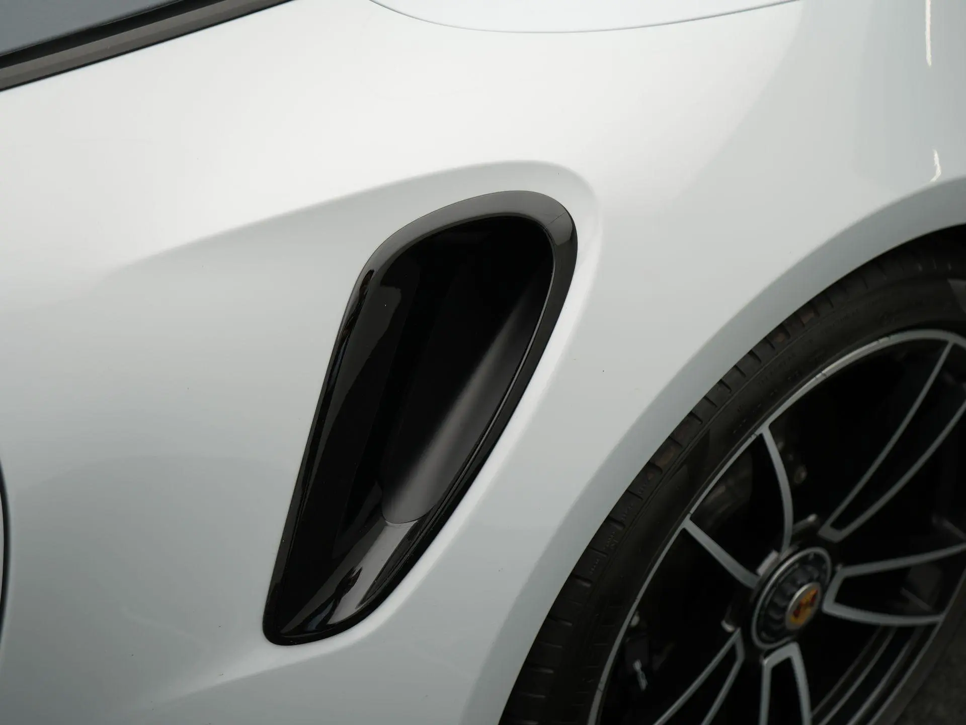 Macan 4
