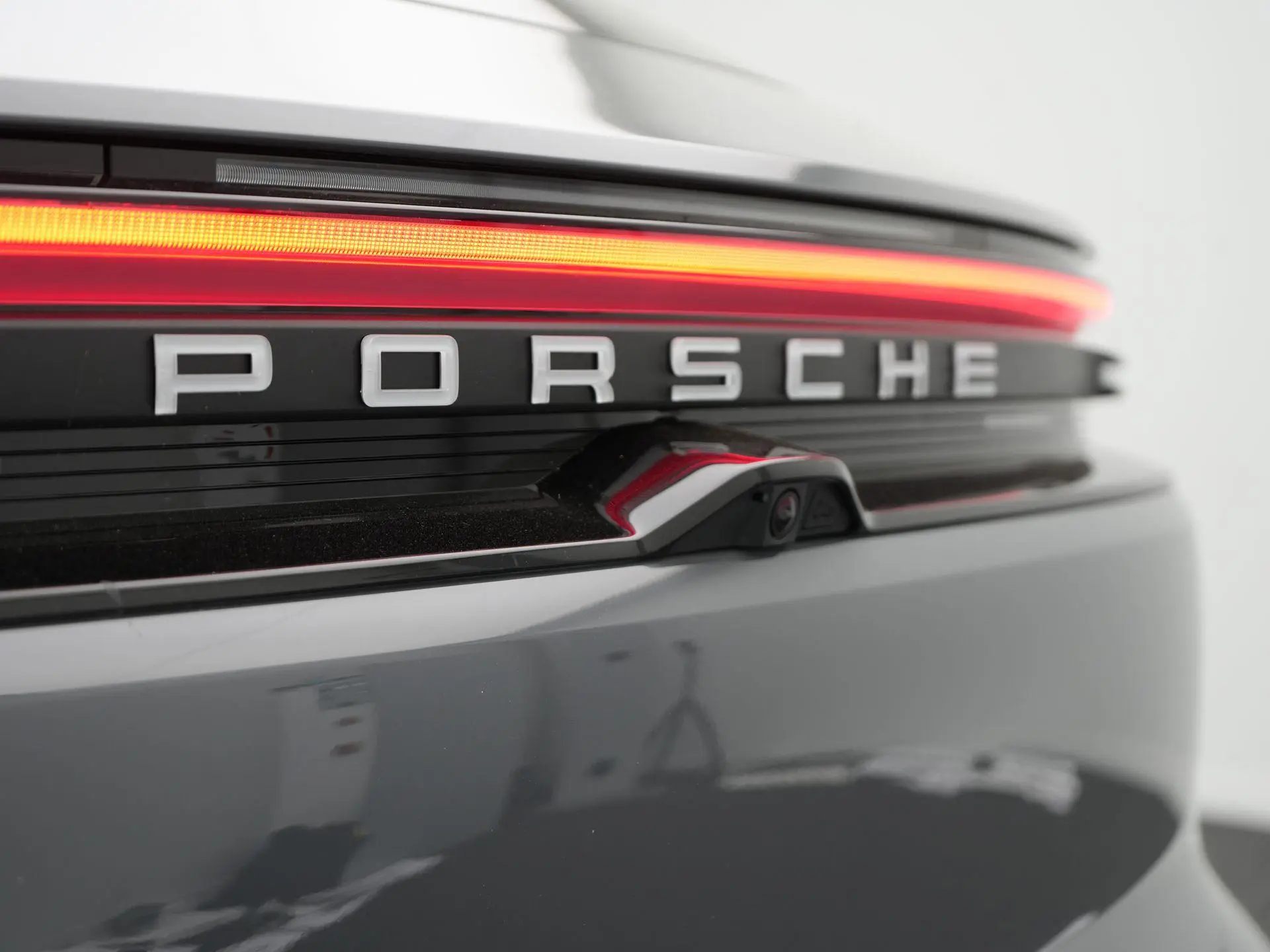 Macan 4
