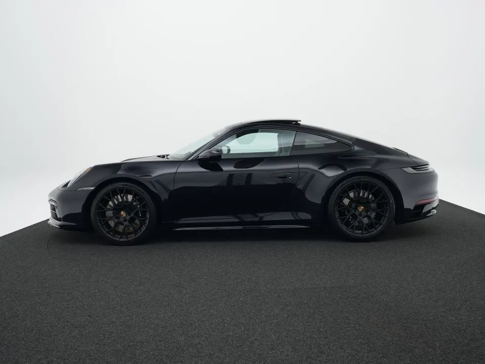 Porsche 911 Carrera 4 GTS