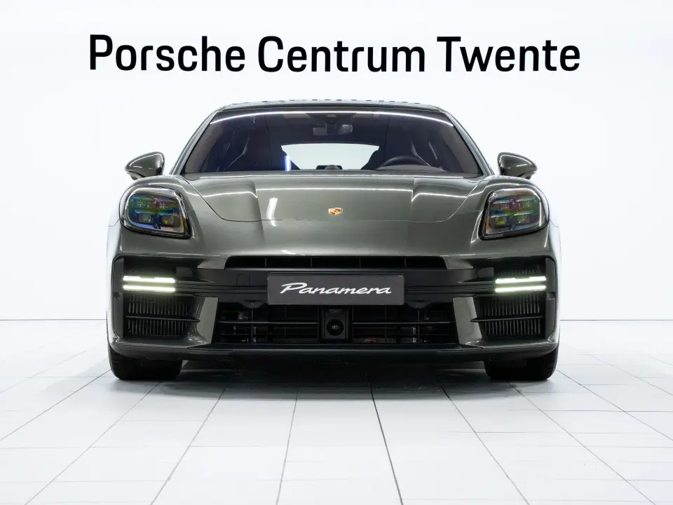 Porsche Panamera 4 E-Hybrid