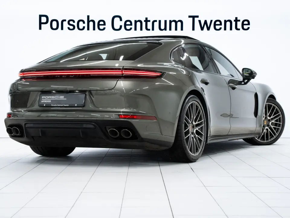 Porsche Panamera 4 E-Hybrid