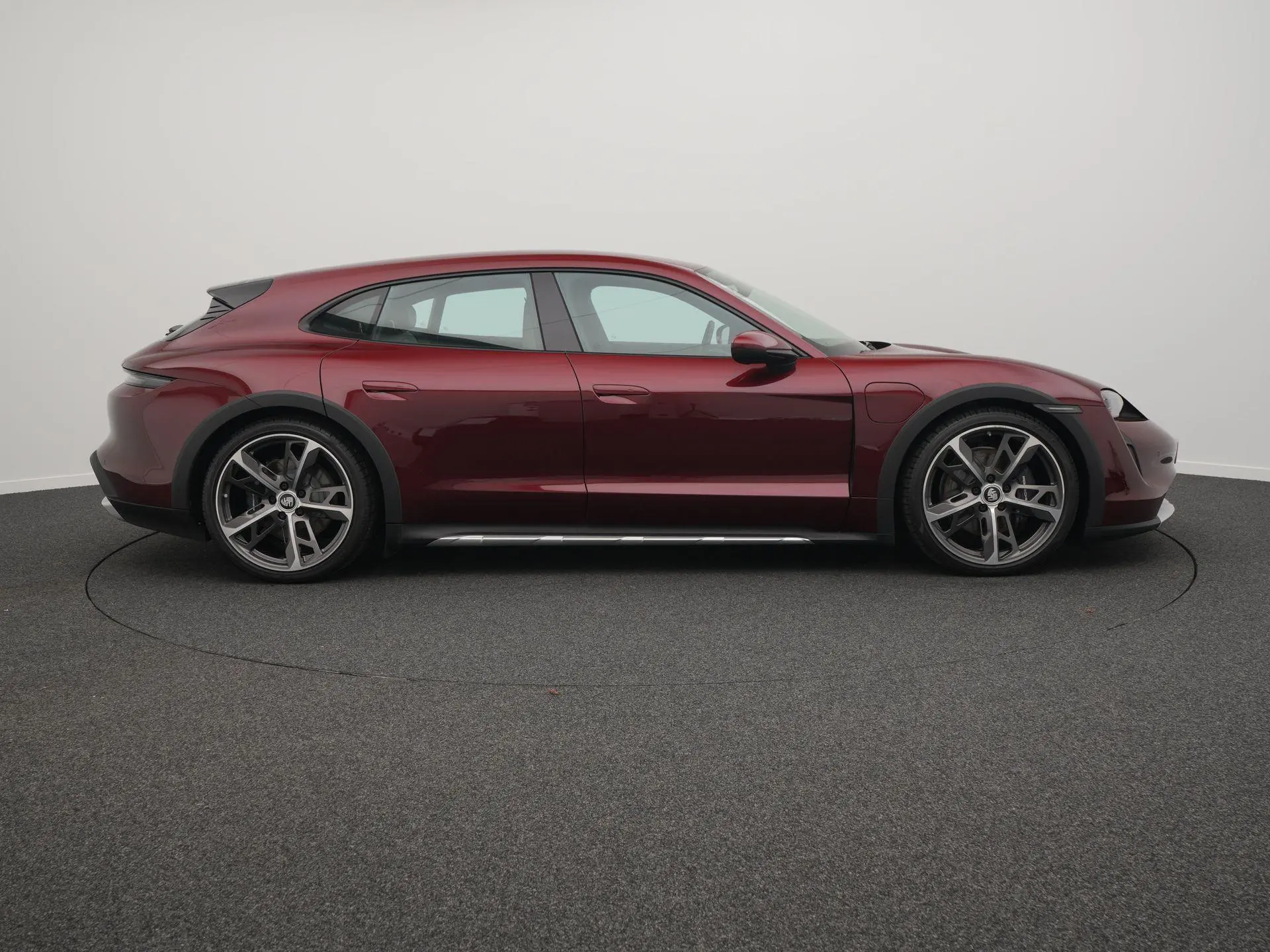 Taycan Cross Turismo 4