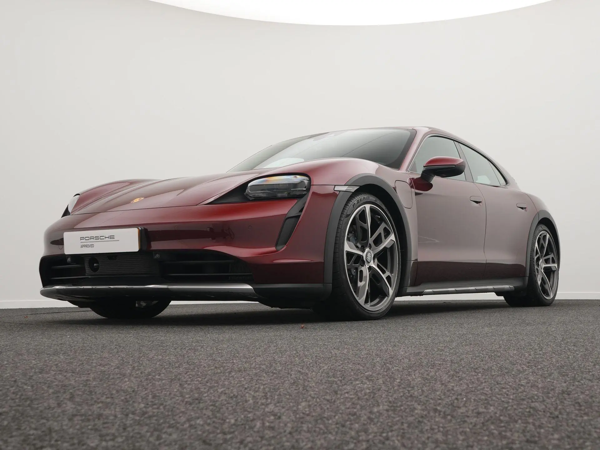 Taycan Cross Turismo 4